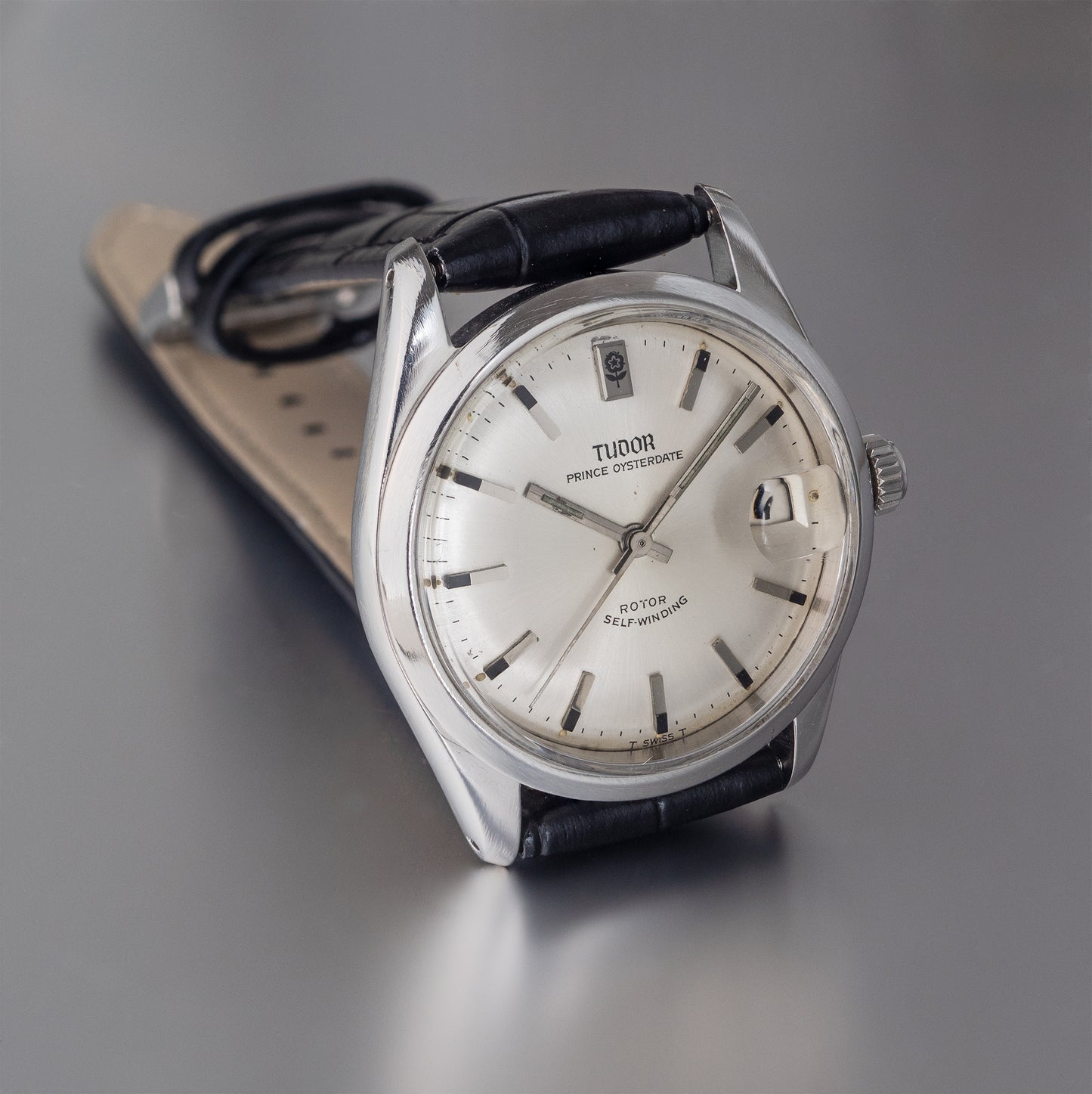 No. 608 / Tudor Prince Date Small Rose - 1967