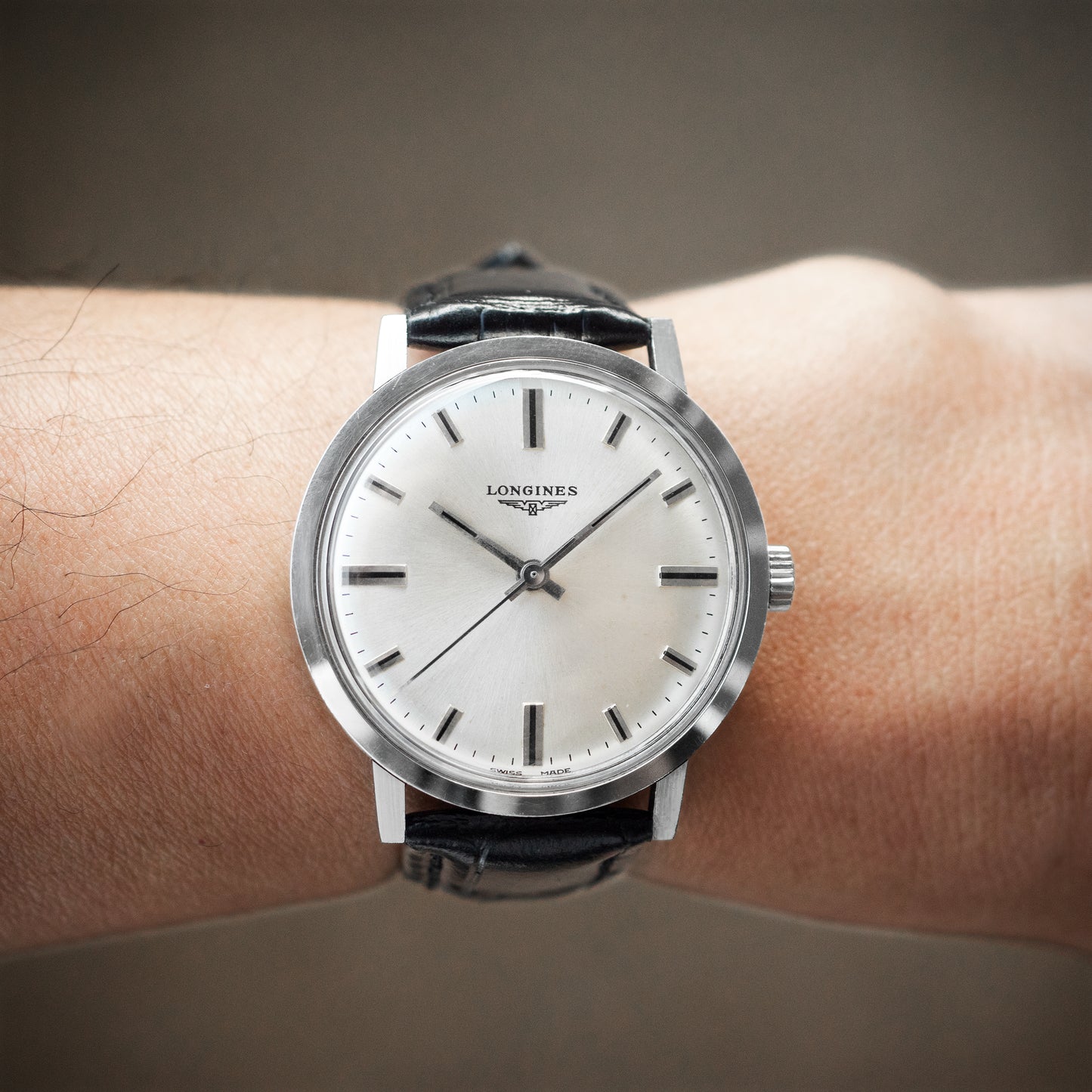 No. 693 / Longines Manual - 1970