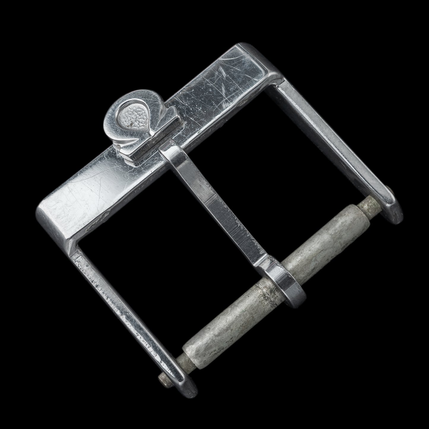 No. b7155 / Omega 16mm Buckle - 1960s
