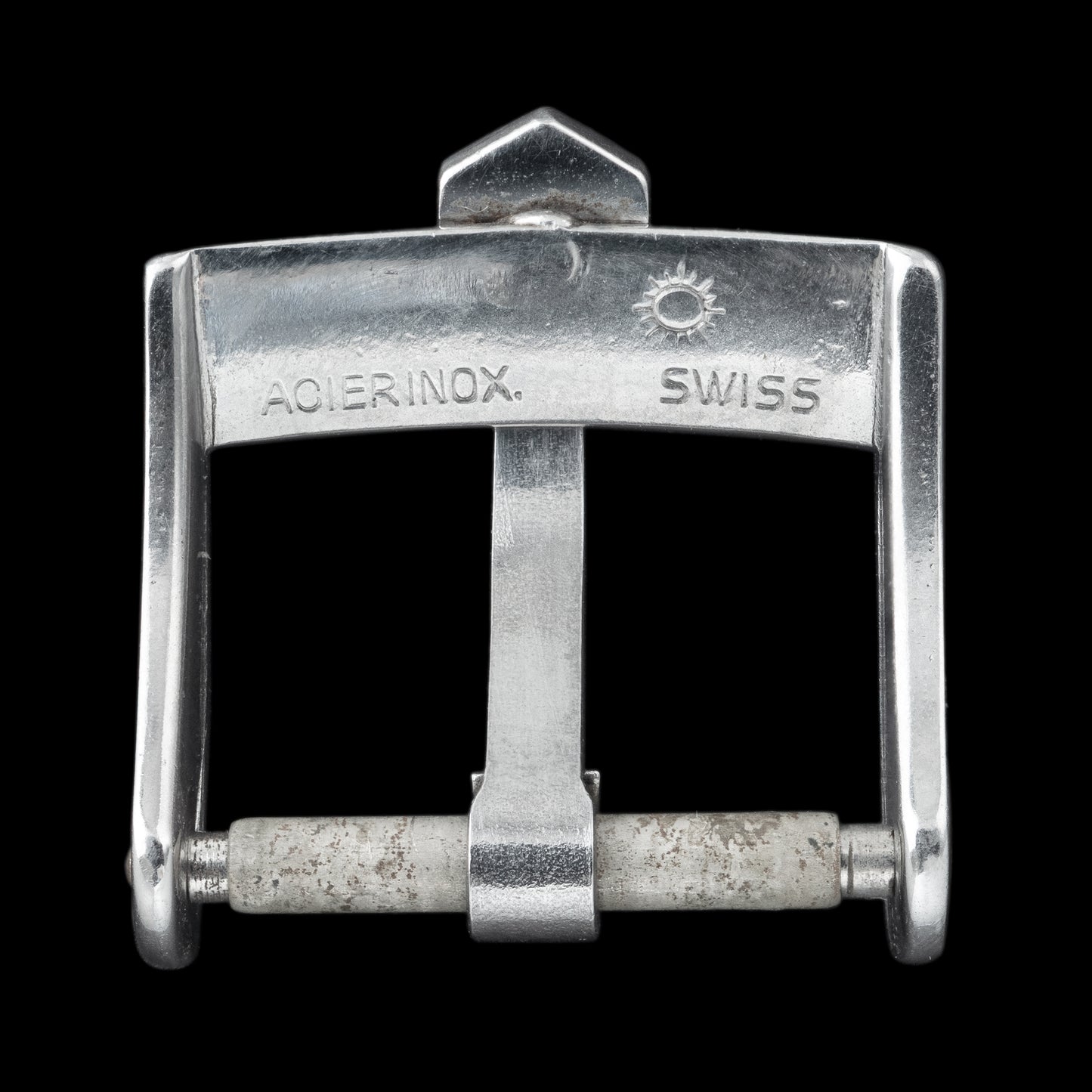 No. b7165 / Universal Geneve 14mm Buckle - 1960s