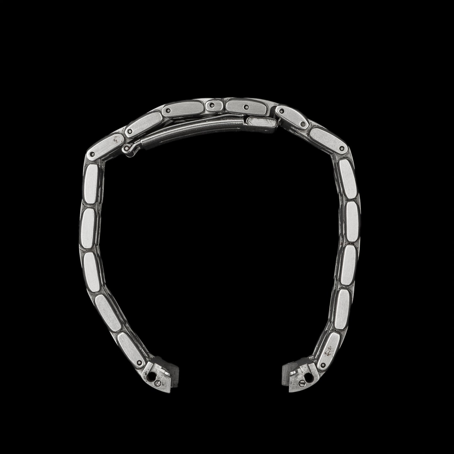 No. b7205 / Omega 18mm Professional Bracelet - 1990s