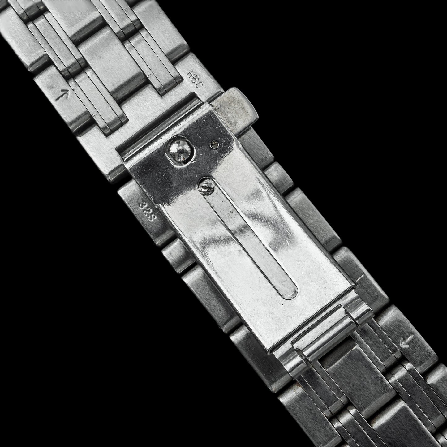 No. b7205 / Omega 18mm Professional Bracelet - 1990s