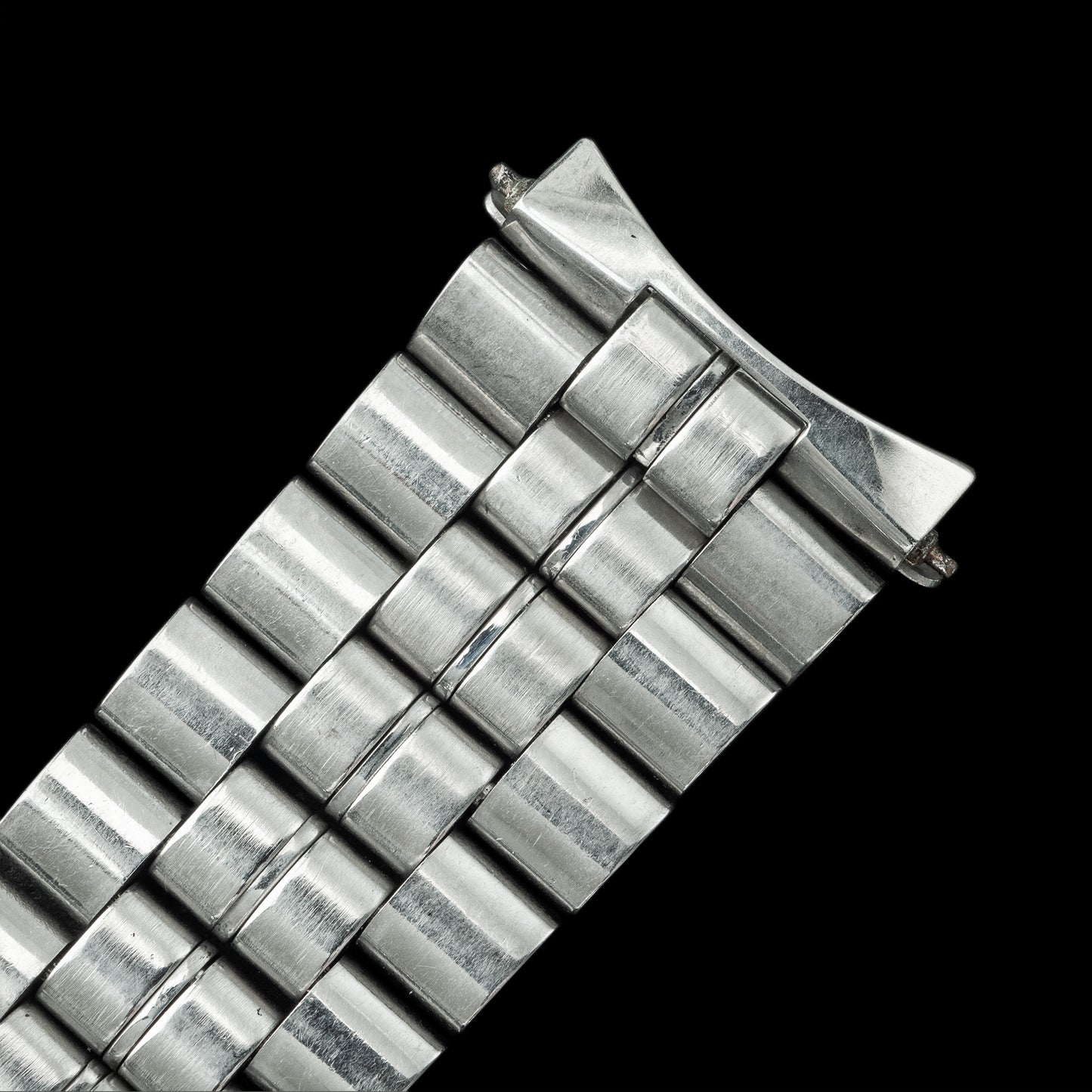 No. b7345 / Longines 19mm Bracelet -- 1960s