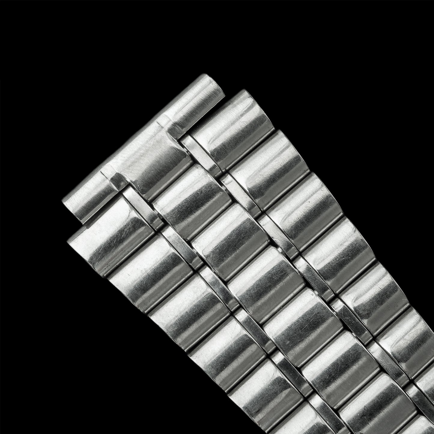 No. b7605 / Omega 20mm Bracelet - 1960s
