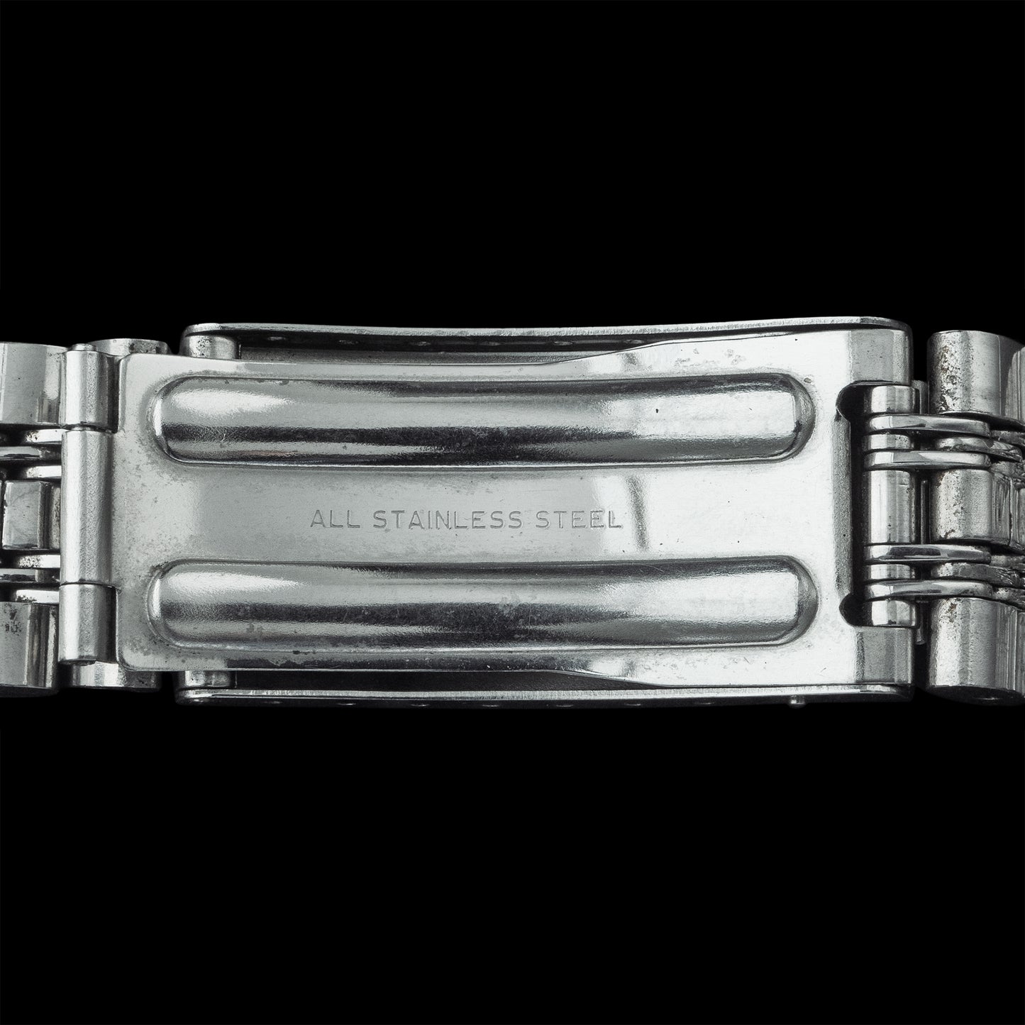 No. b7755 / Longines 18mm Bracelet -- 1960s