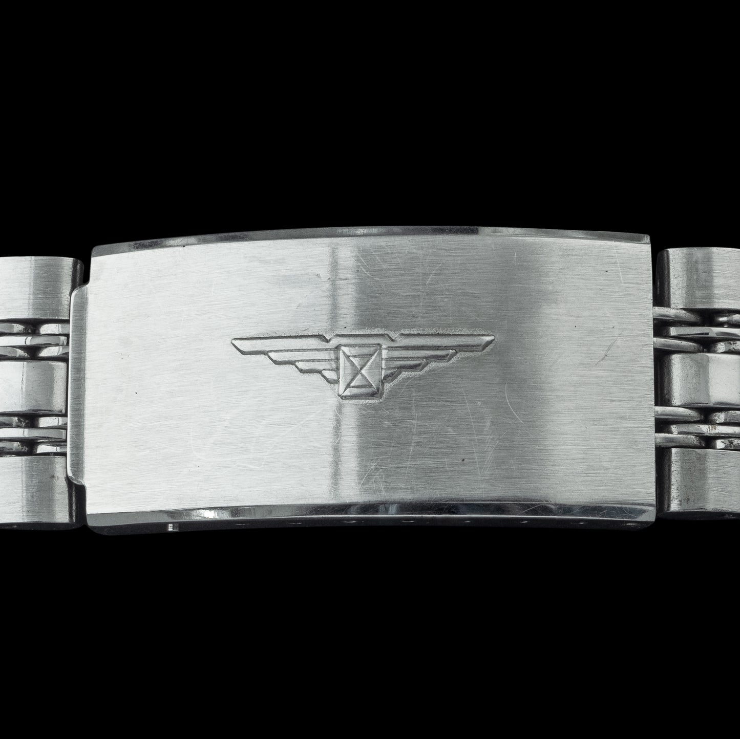No. b7755 / Longines 18mm Bracelet -- 1960s