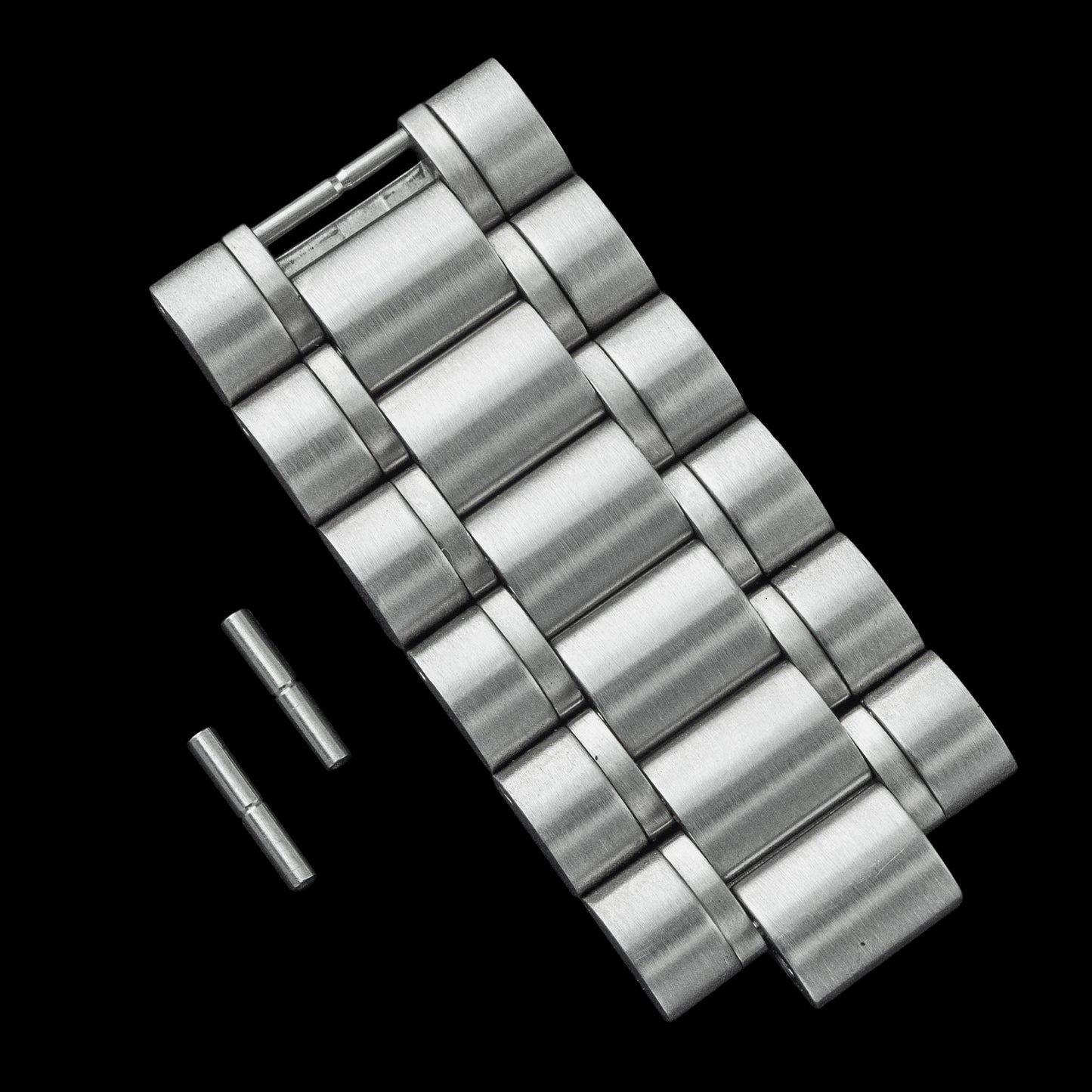 No. b8076 / Omega 19mm Bracelet Links -- 1990s