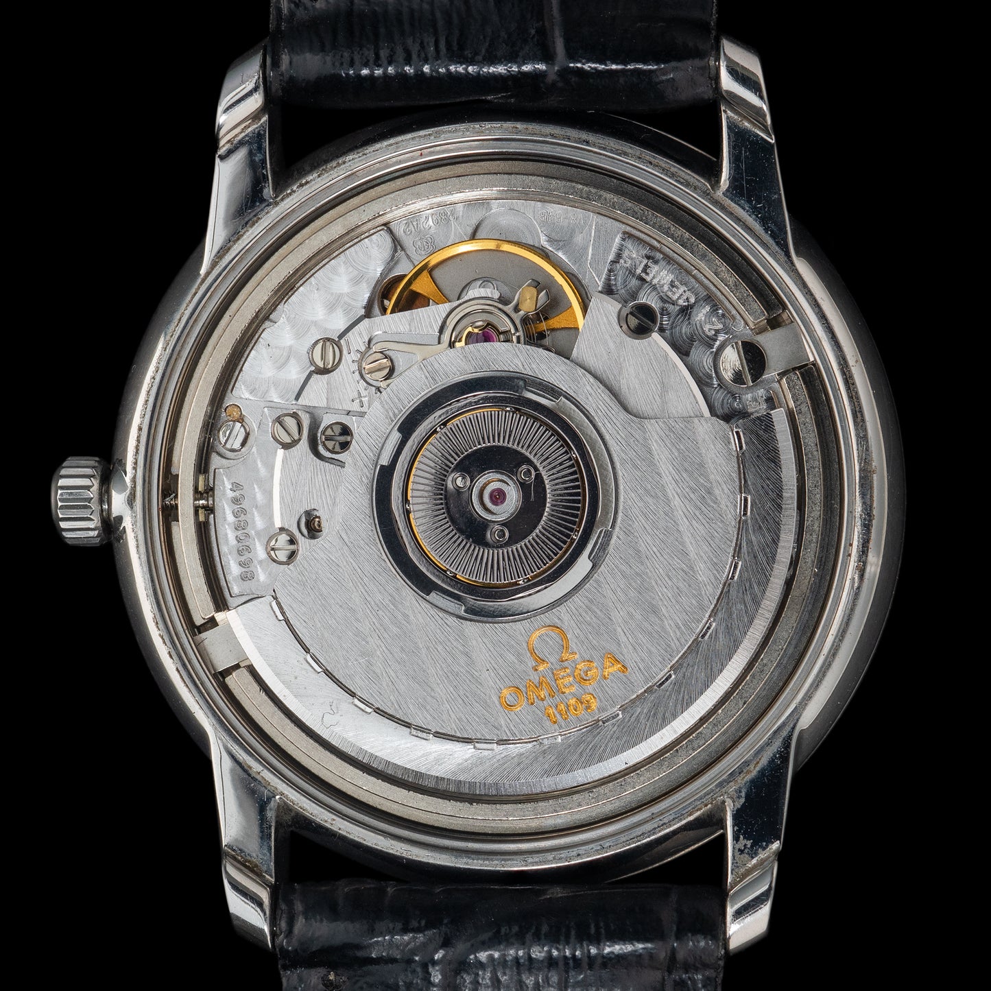 No. 823 / Omega Automatic - 1990s