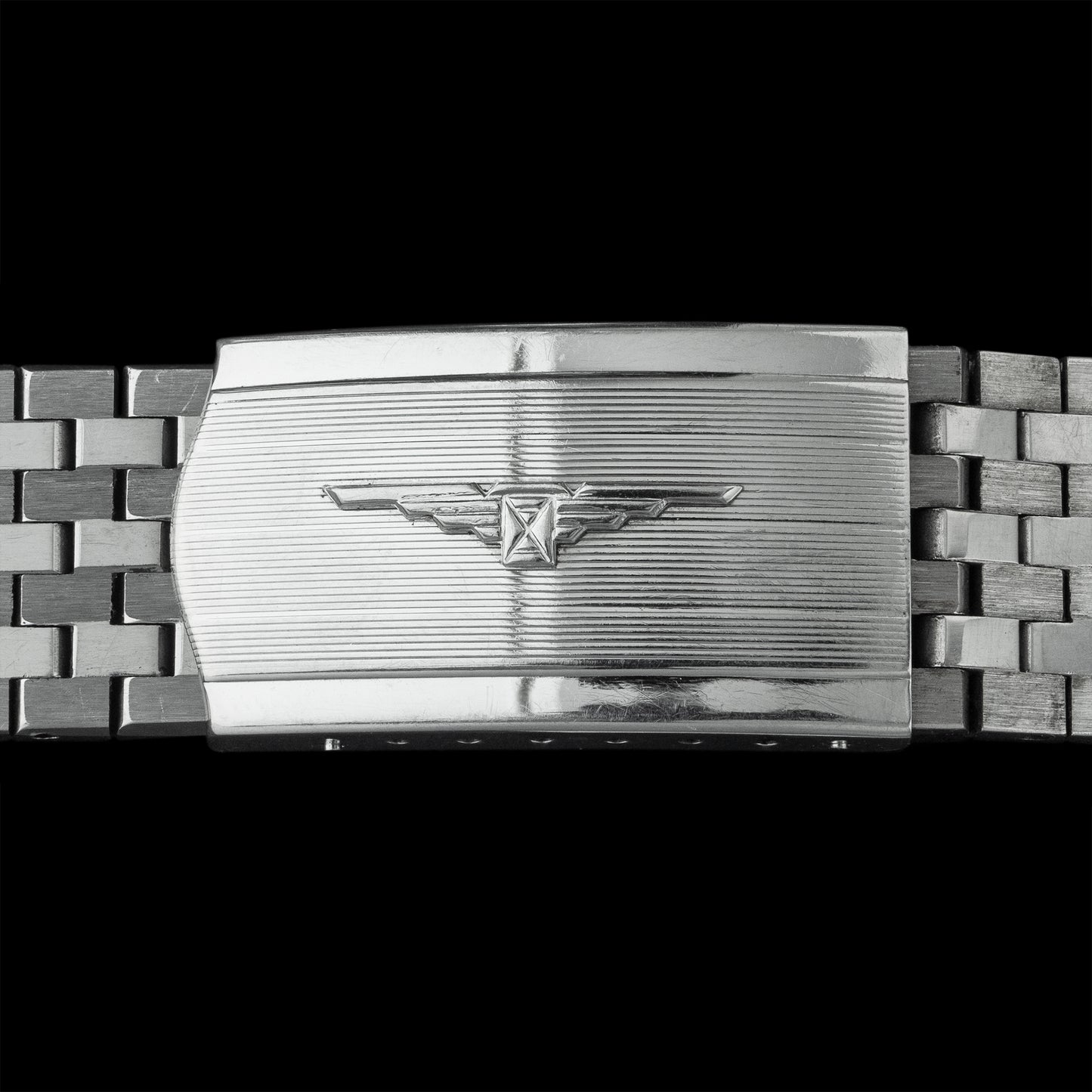 No. b8355 / Longines 19mm Bracelet -- 1960s