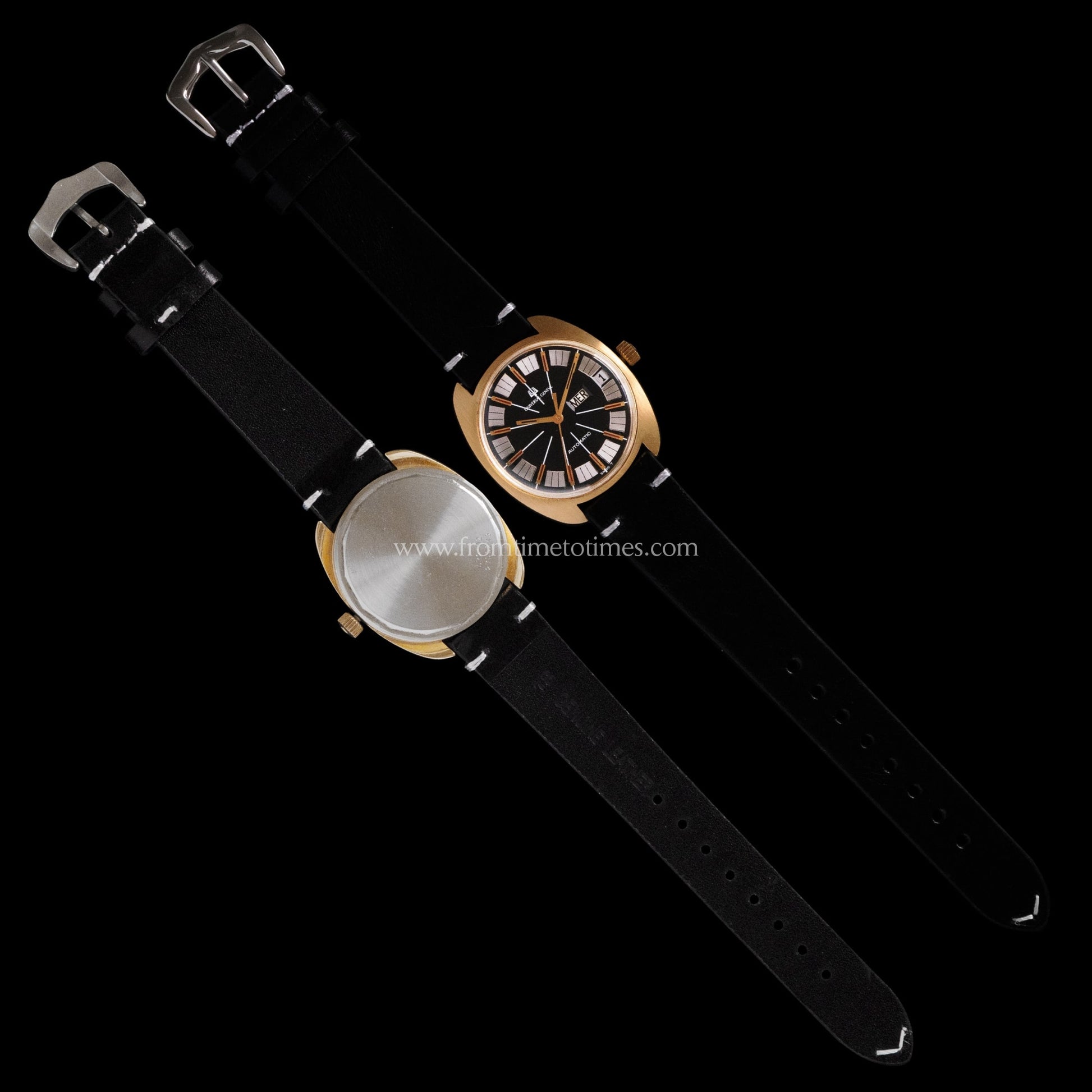 No. 328 / Universal Genève Automatic With Box - 1970 Watches