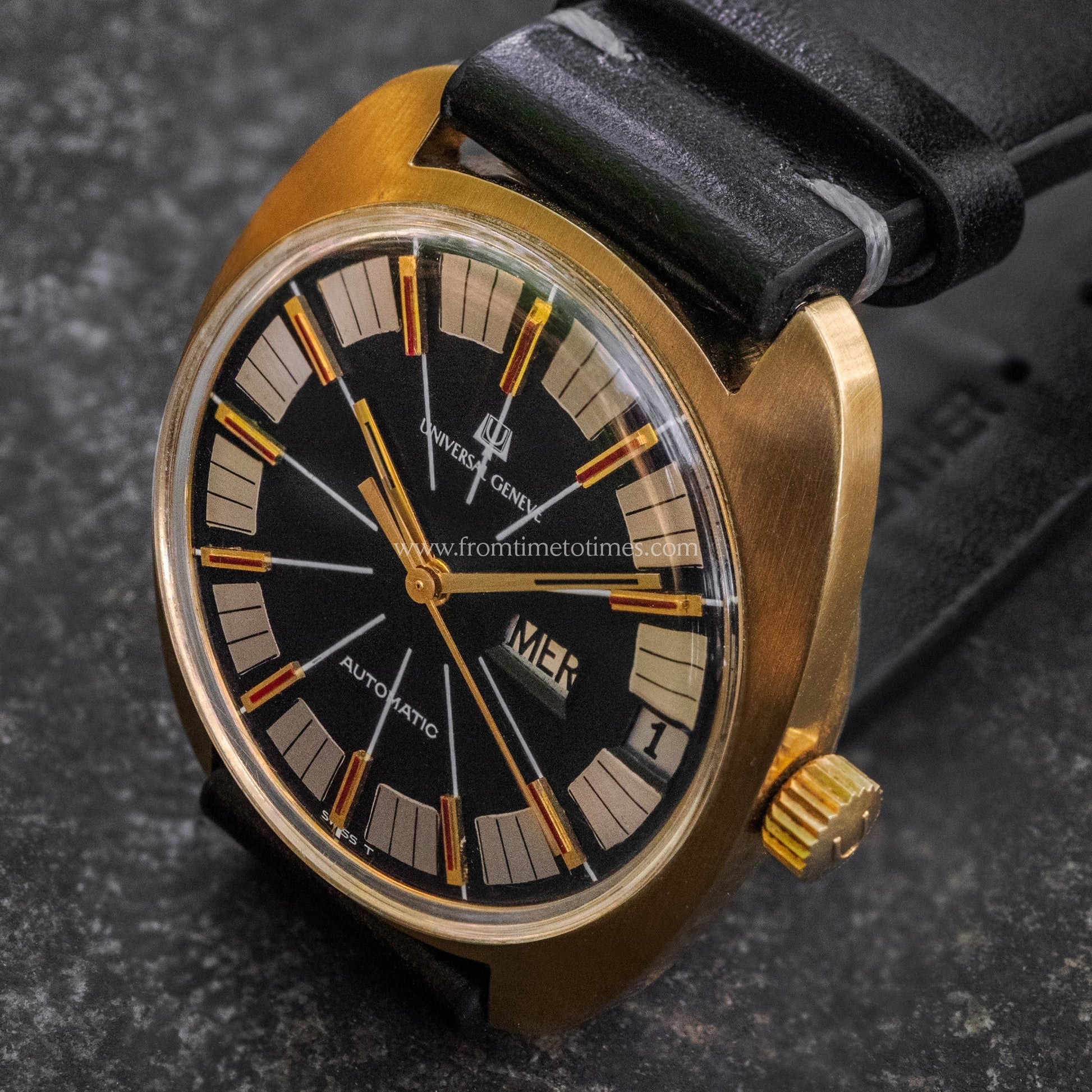 No. 328 / Universal Genève Automatic With Box - 1970 Watches