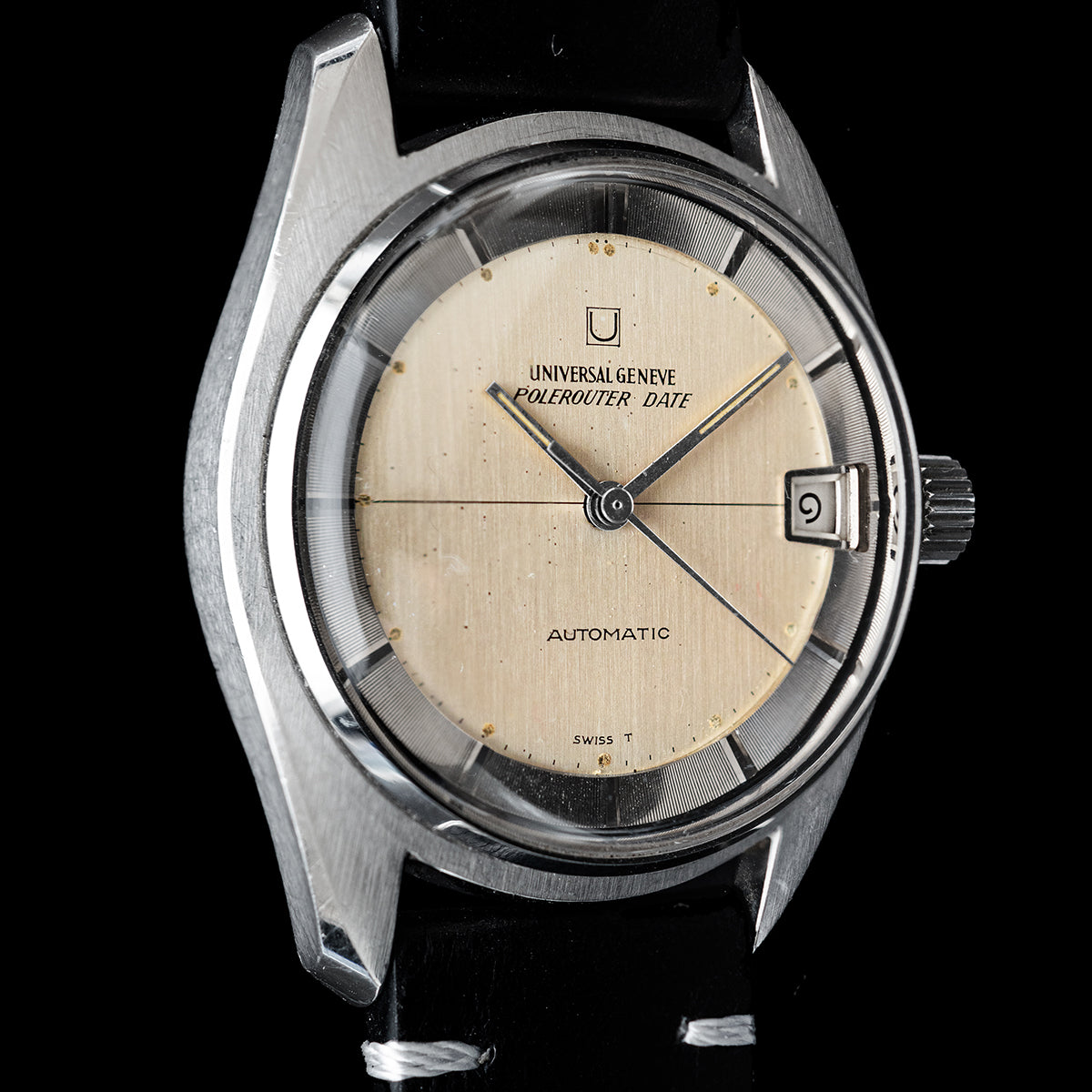 No. 158 / Universal Genève Polerouter Date - 1968