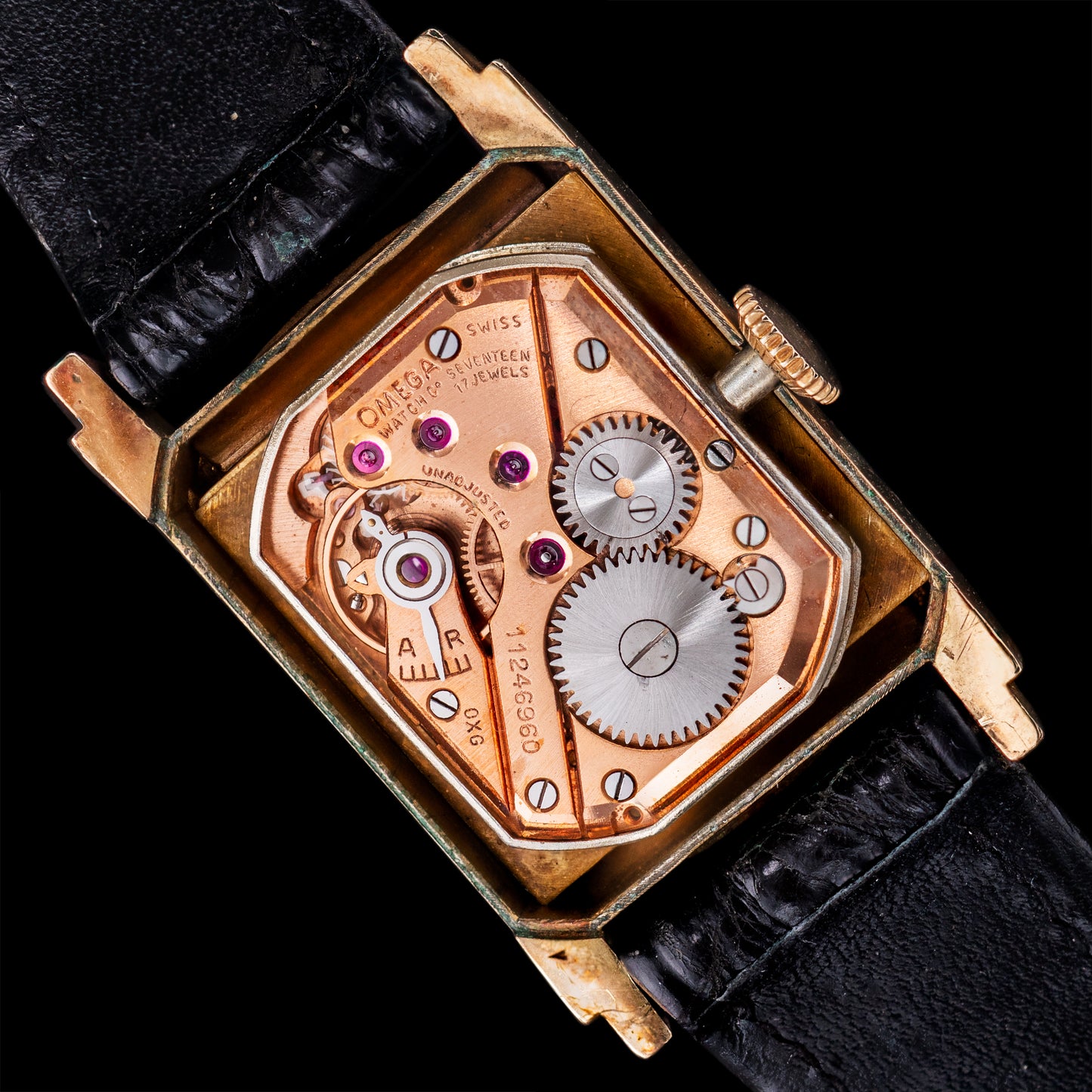 No. 235 / Omega Art Deco Tank - 1947