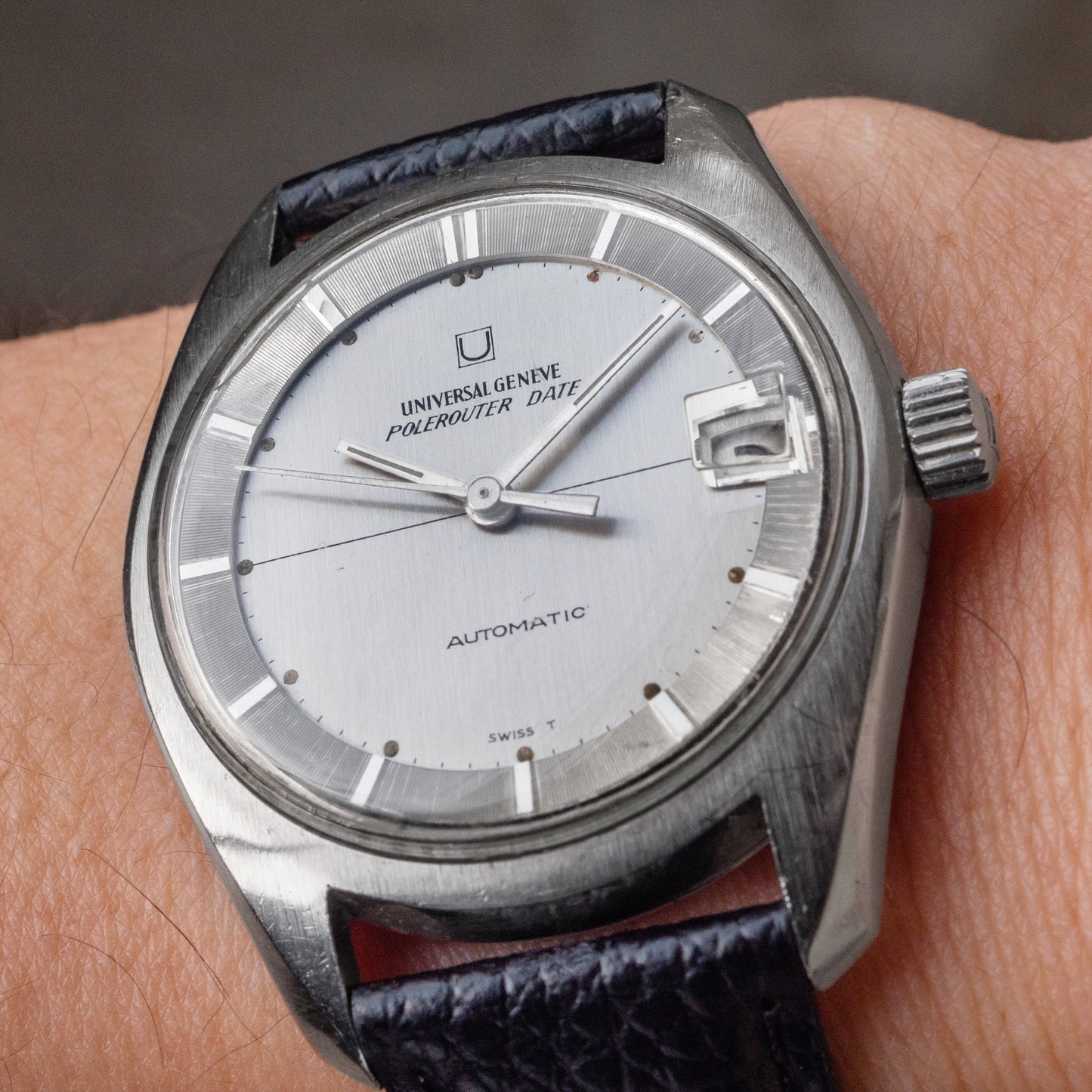 No. 244 / Universal Genève Polerouter Date - 1959