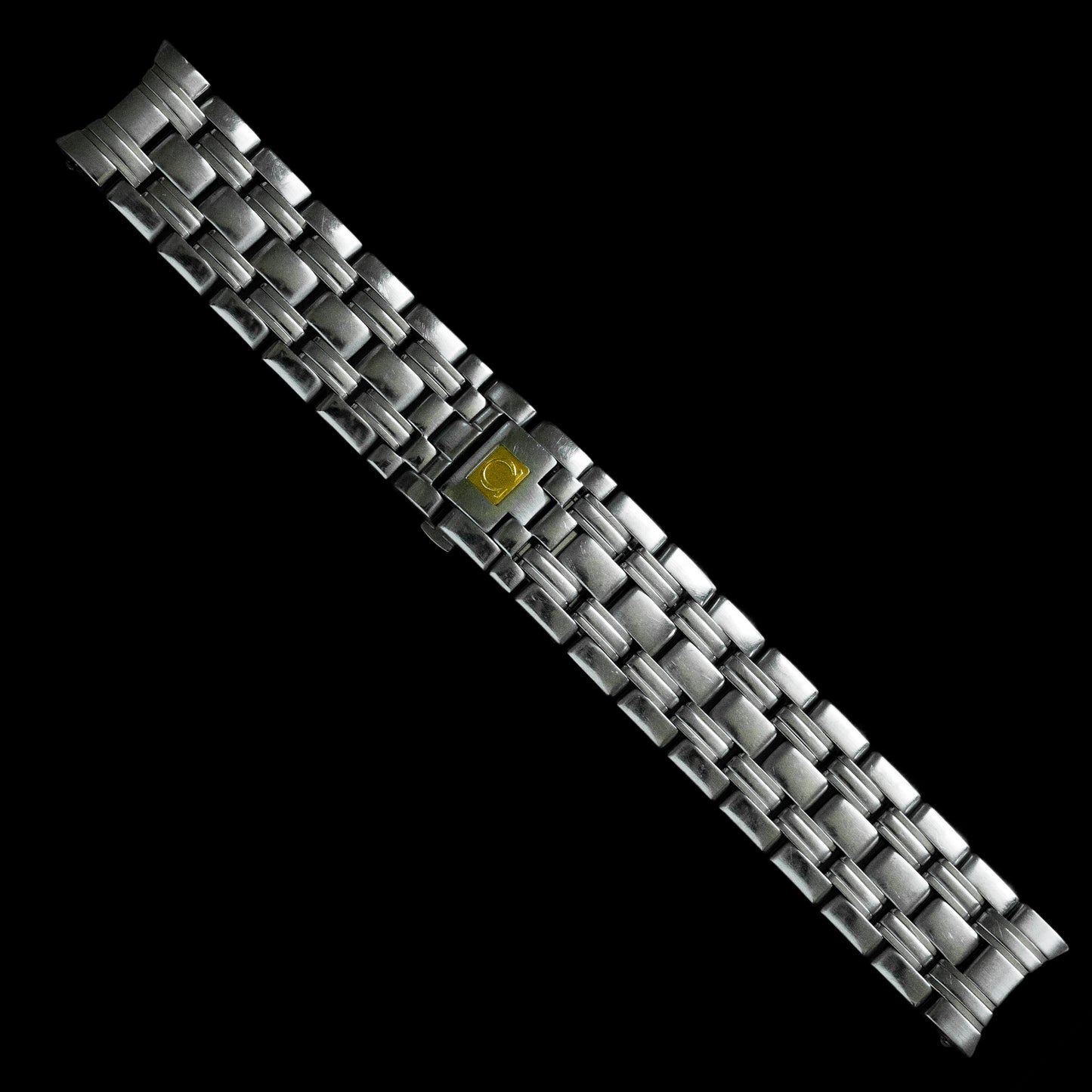 No. b2485 / Omega 20mm Bracelet - 1990s