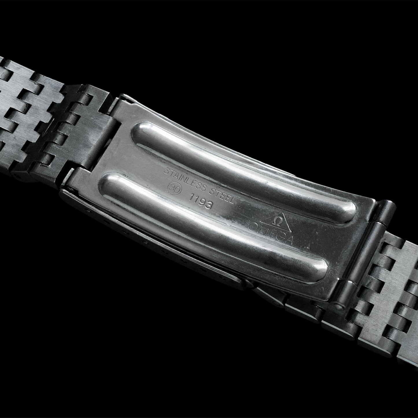 No. b2515 / Omega 18mm Bracelet - 1970s