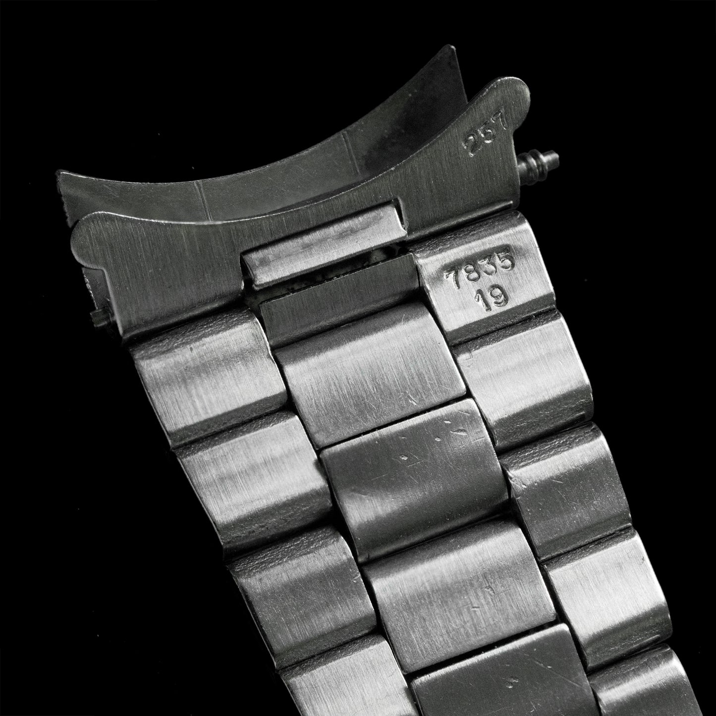 No. b3025 / Rolex 19mm Oyster Bracelet - 1970s