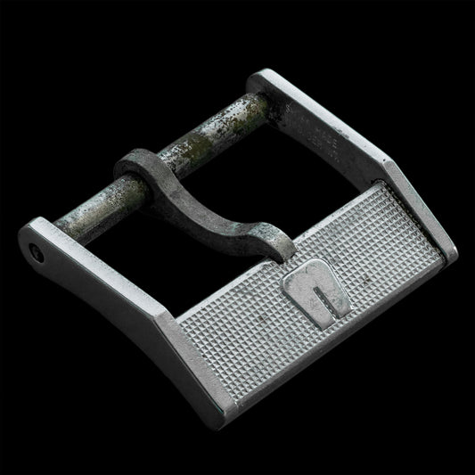 No. b3345 / Universal Geneve 14mm Buckle - 1970s
