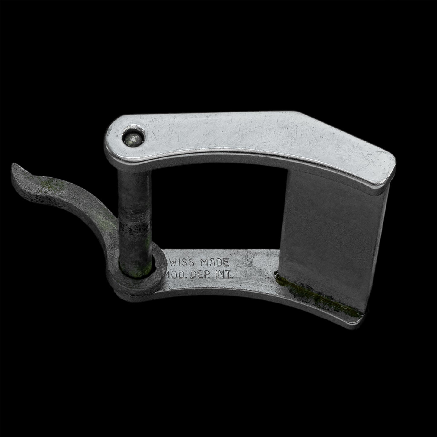 No. b3345 / Universal Geneve 14mm Buckle - 1970s