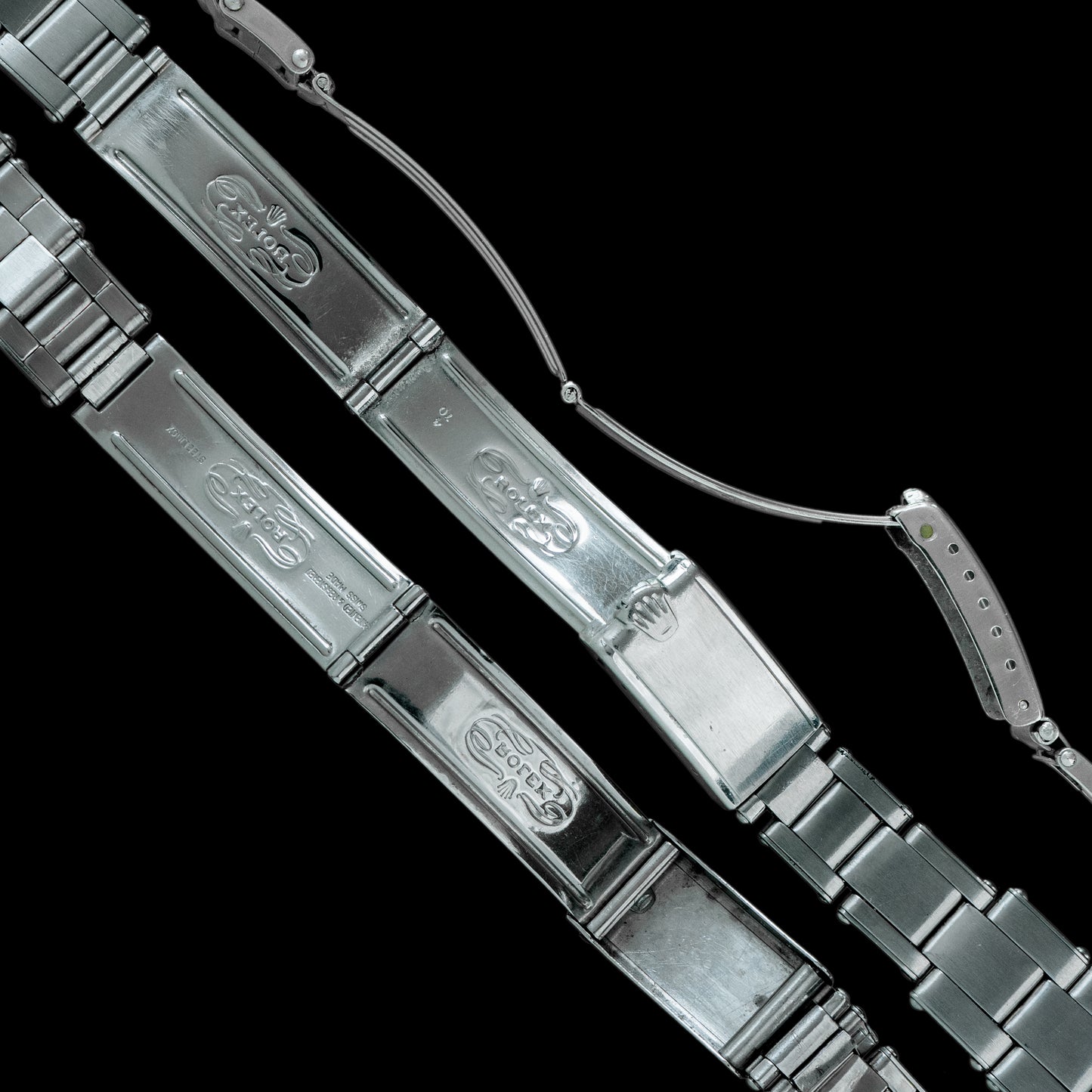 No. b3555 / Rolex 19mm Stretch Rivet Bracelet - 1970s