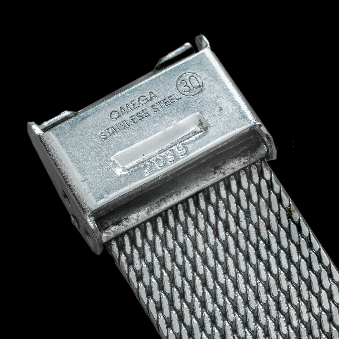 No. b3645 / Omega 18mm Mesh Bracelet - 1960s