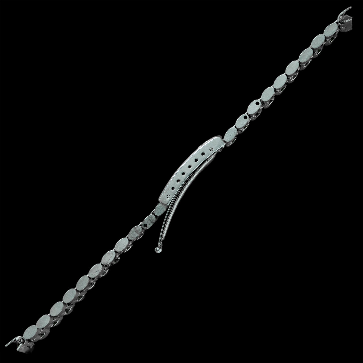 No. b4005 / Omega 19mm Bracelet - 1960s