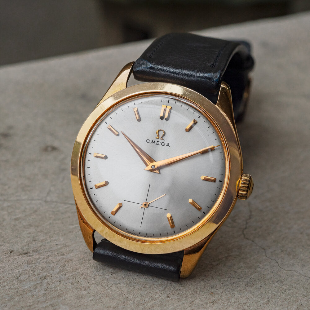 No. 412 / Omega Round 18K Solid Gold - 1950
