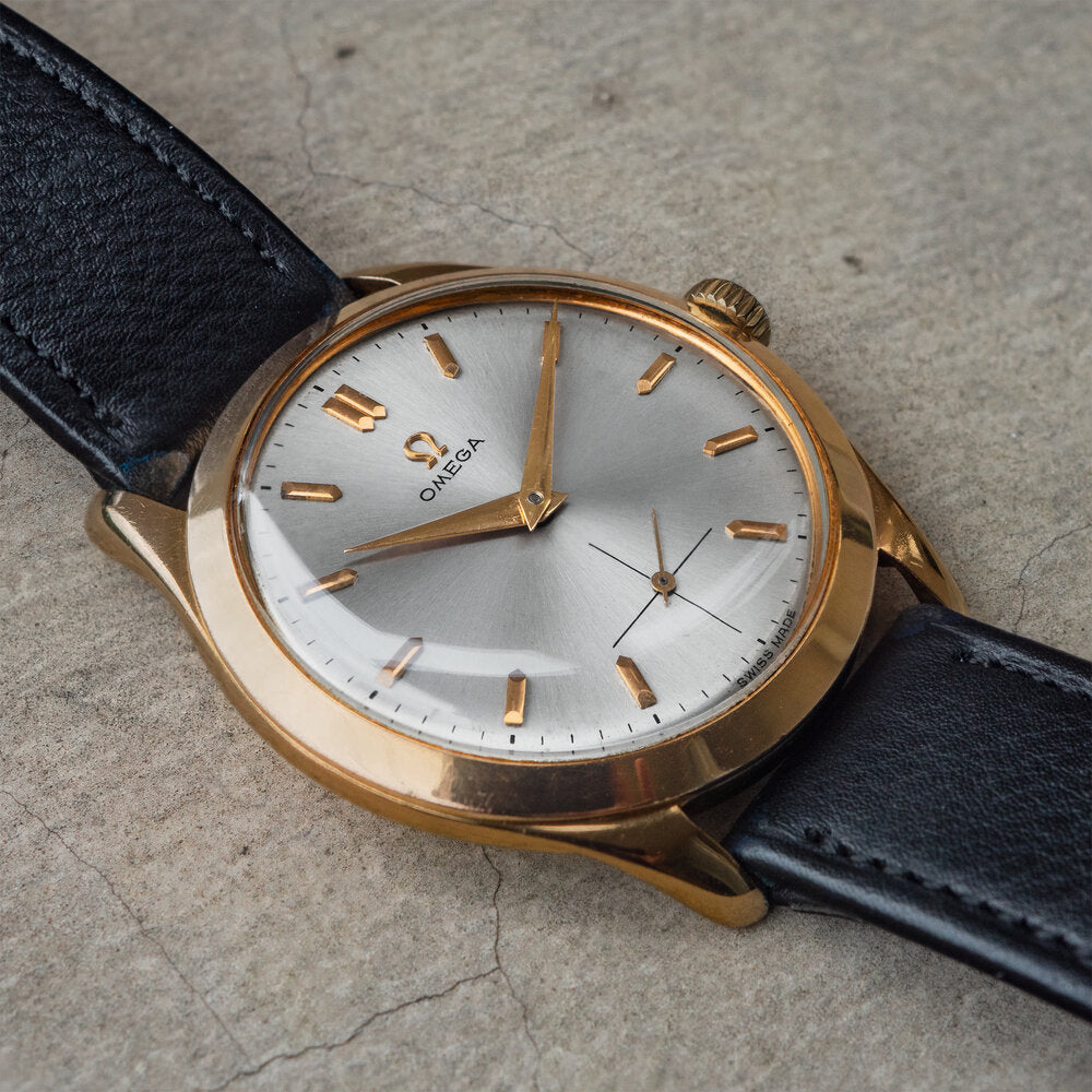 No. 412 / Omega Round 18K Solid Gold - 1950