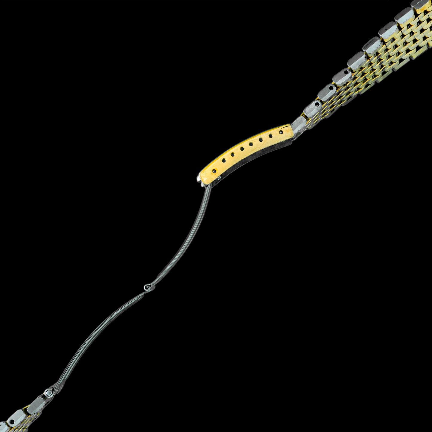No. b4135 / Omega 18mm GP Bracelet - 1960s