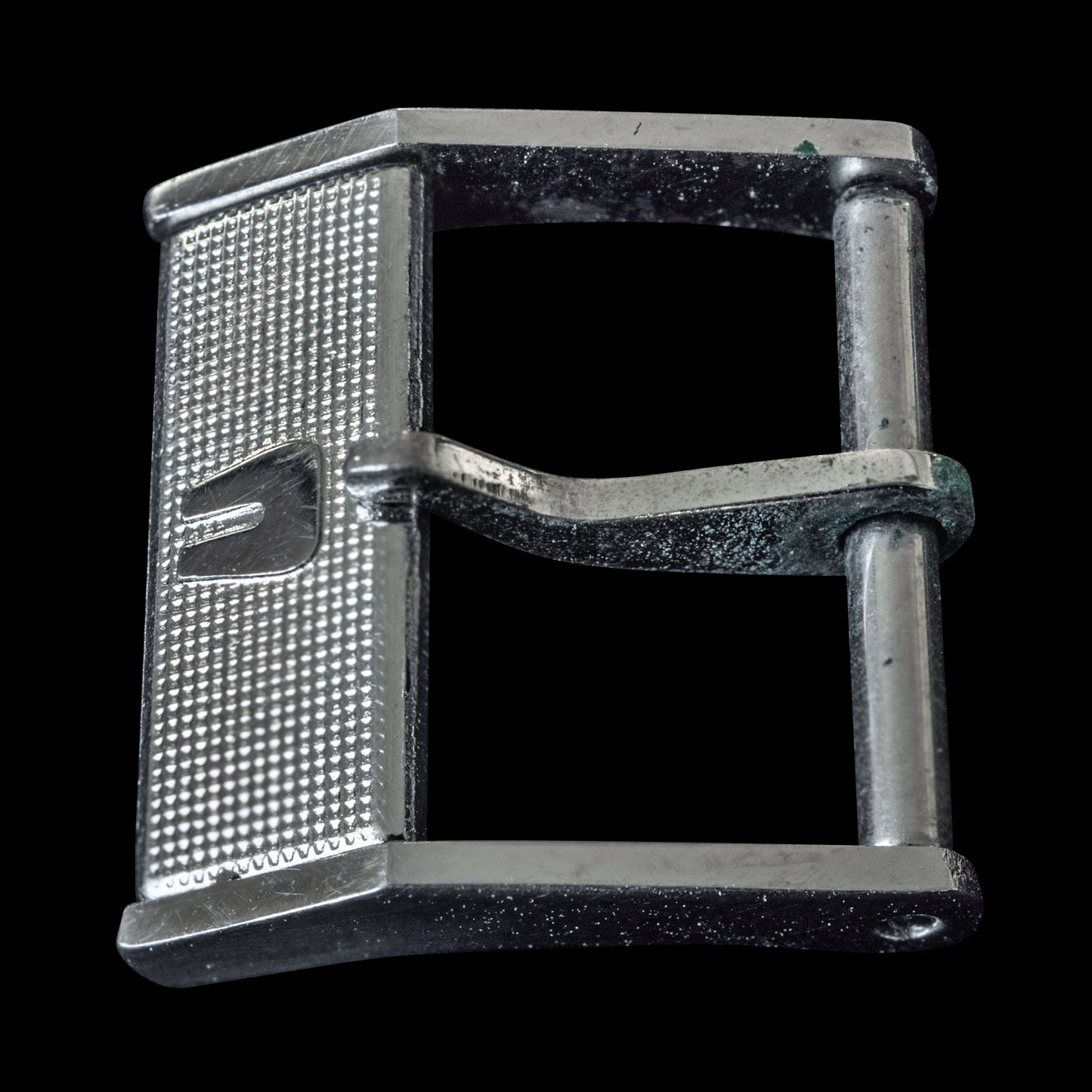 No. b4263 / Universal Geneve 14mm Buckle - 1970s