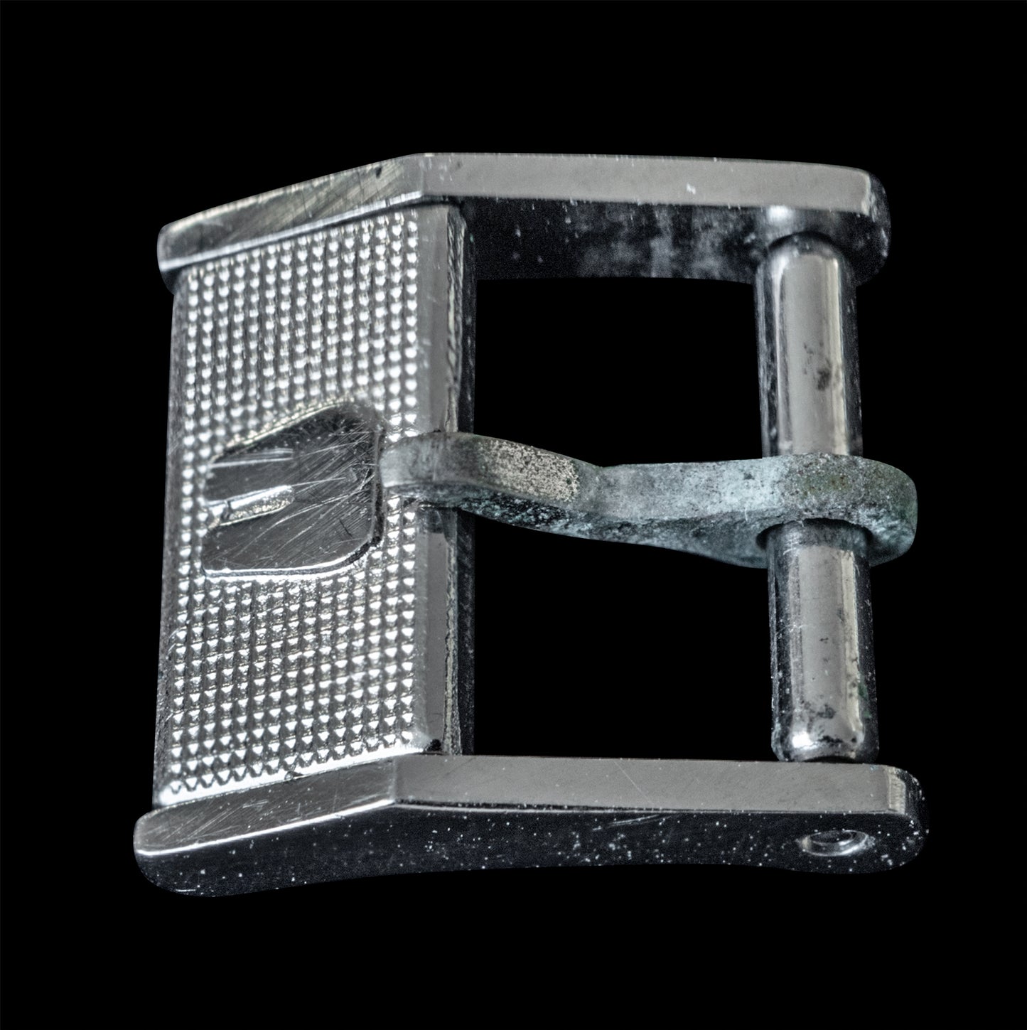 No. b4264 / Universal Geneve 11mm Buckle - 1970s