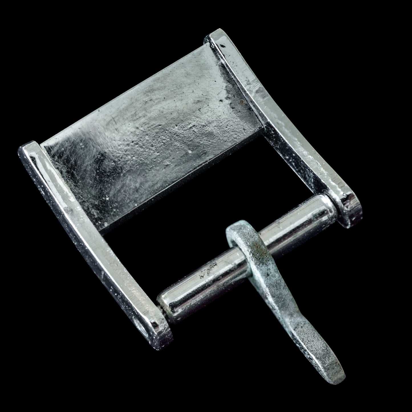No. b4264 / Universal Geneve 11mm Buckle - 1970s