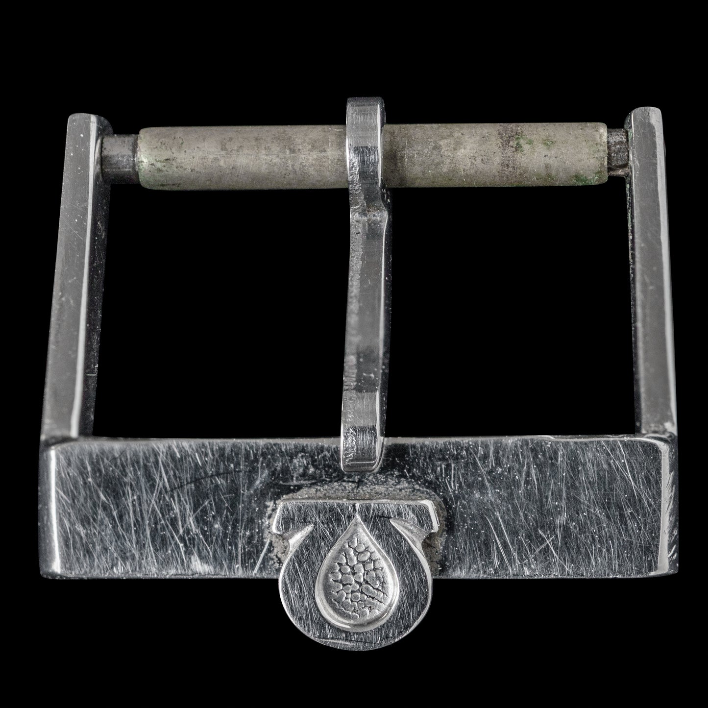 No. b4505 / Omega 16mm Buckle - 1960s