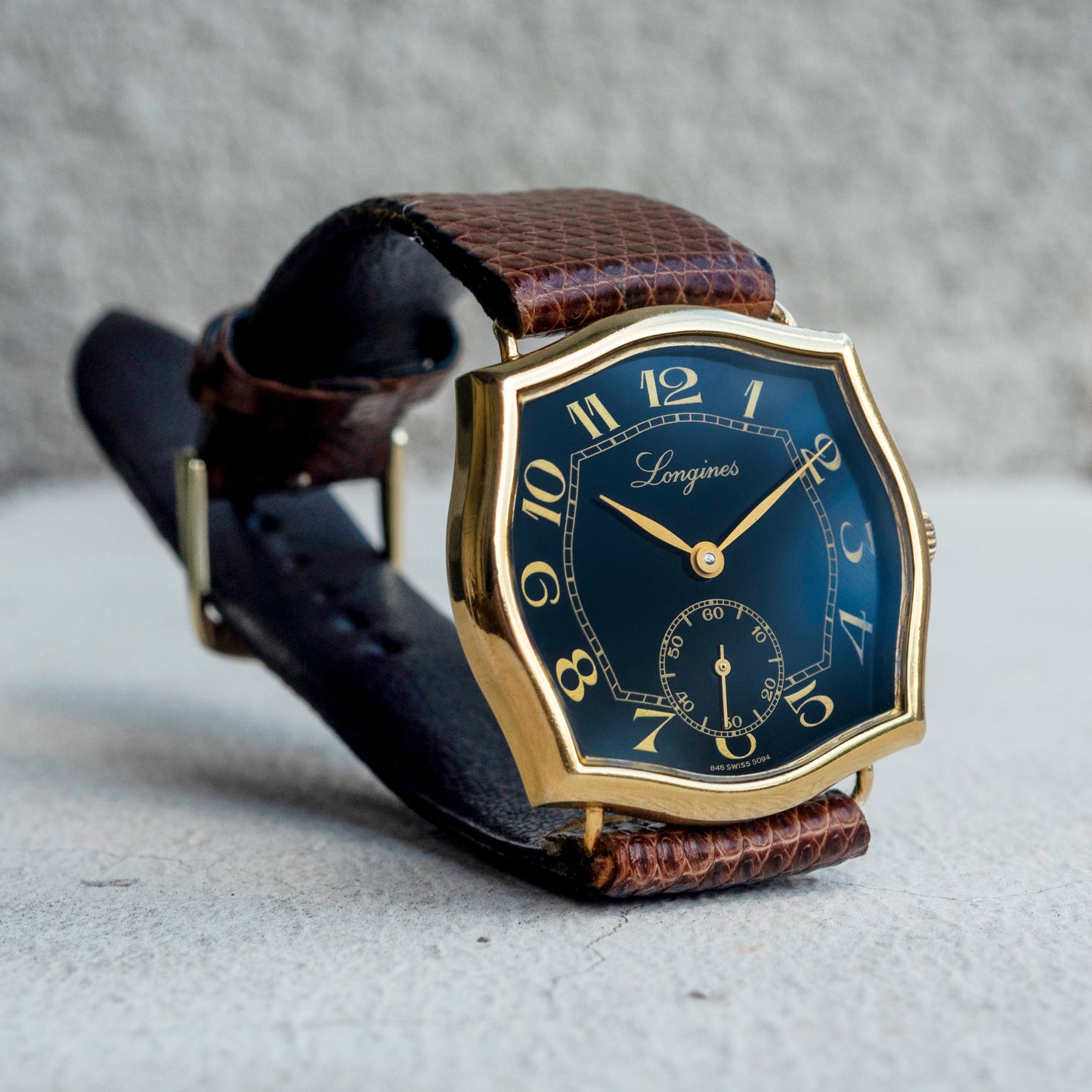 No. 453 / Longines Manual - 1977
