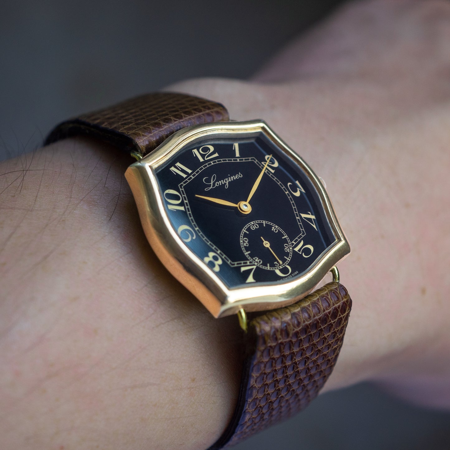 No. 453 / Longines Manual - 1977