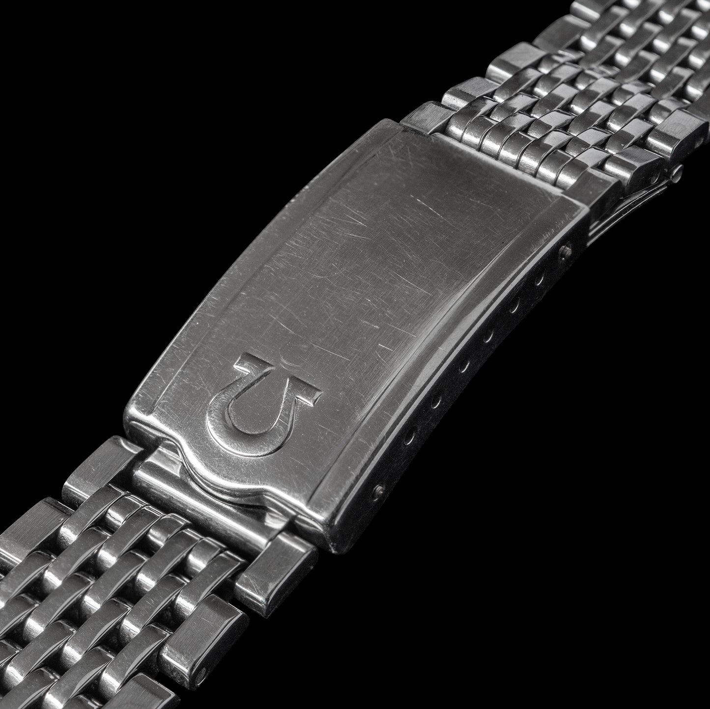 No. b4615 / Omega 18mm Rice Grain Bracelet - 1960s