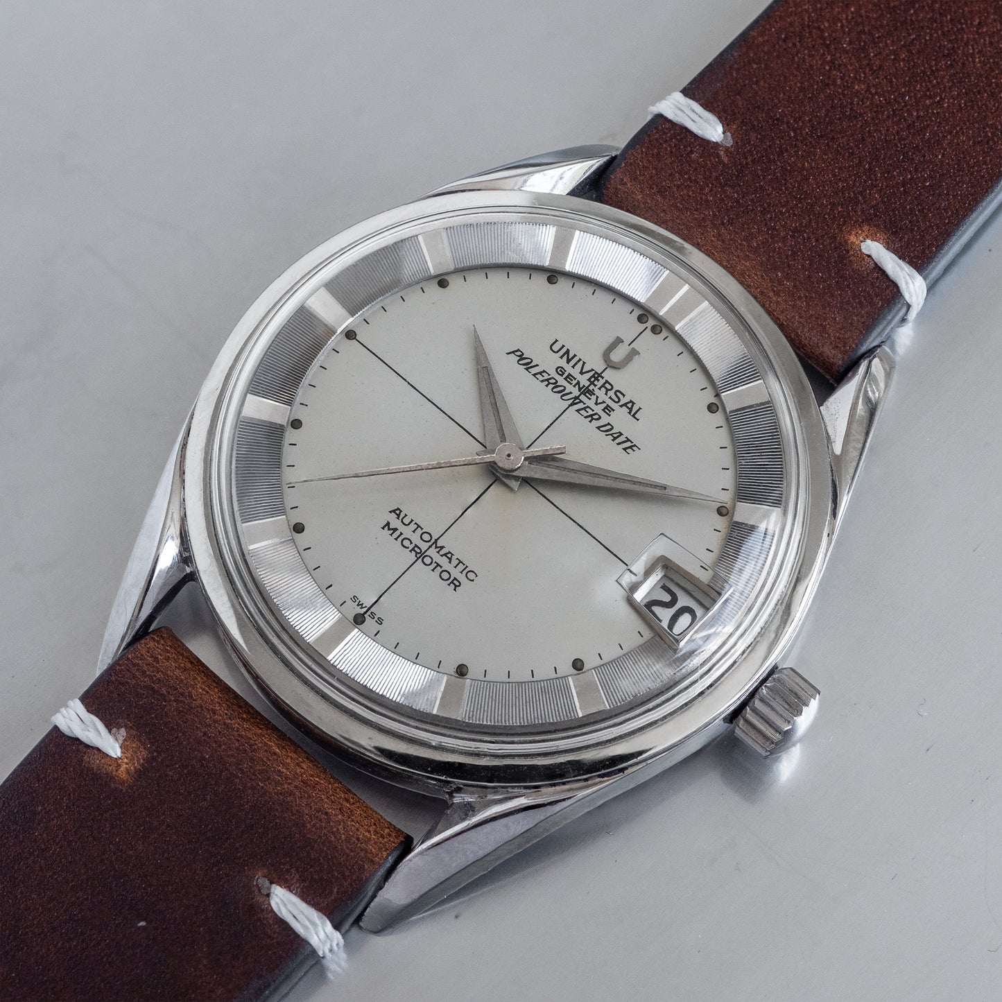 No. 547 / Universal Genève Polerouter Date - 1960s
