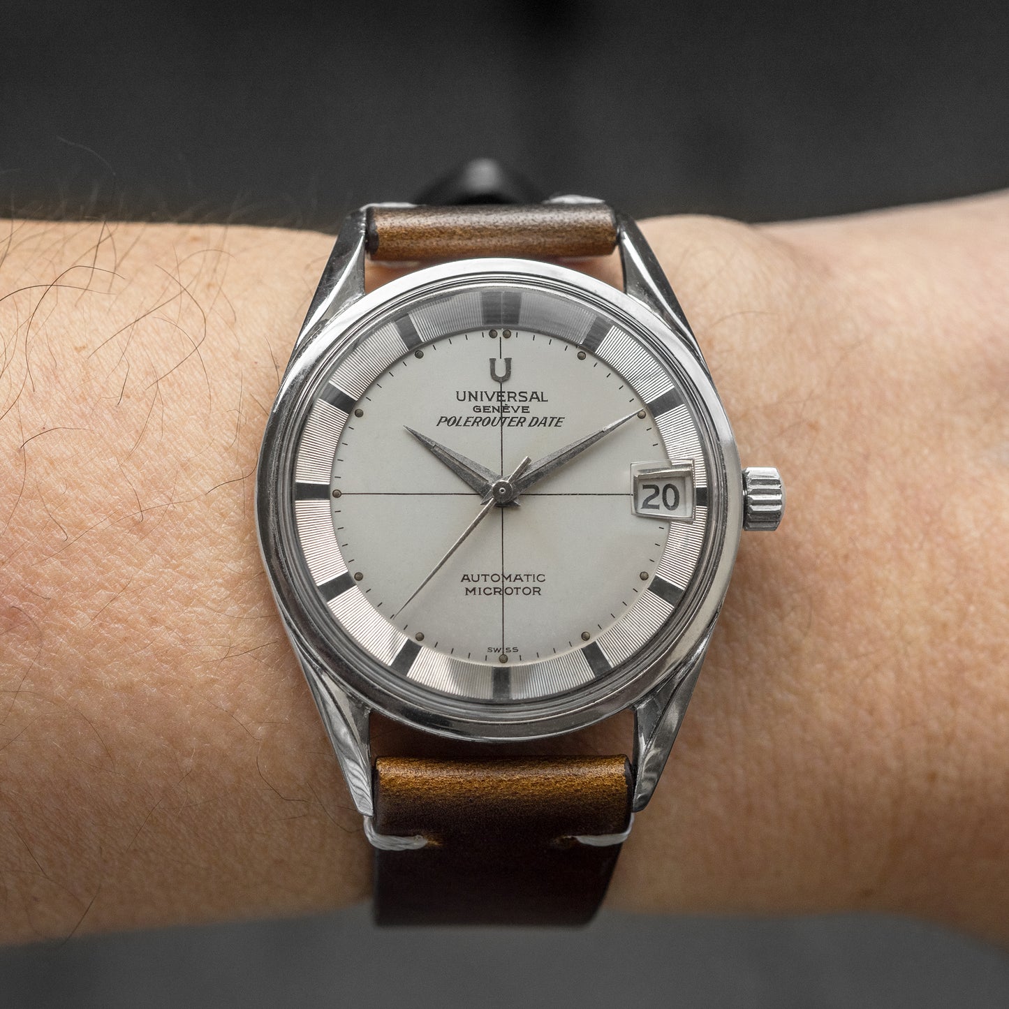 No. 547 / Universal Genève Polerouter Date - 1960s