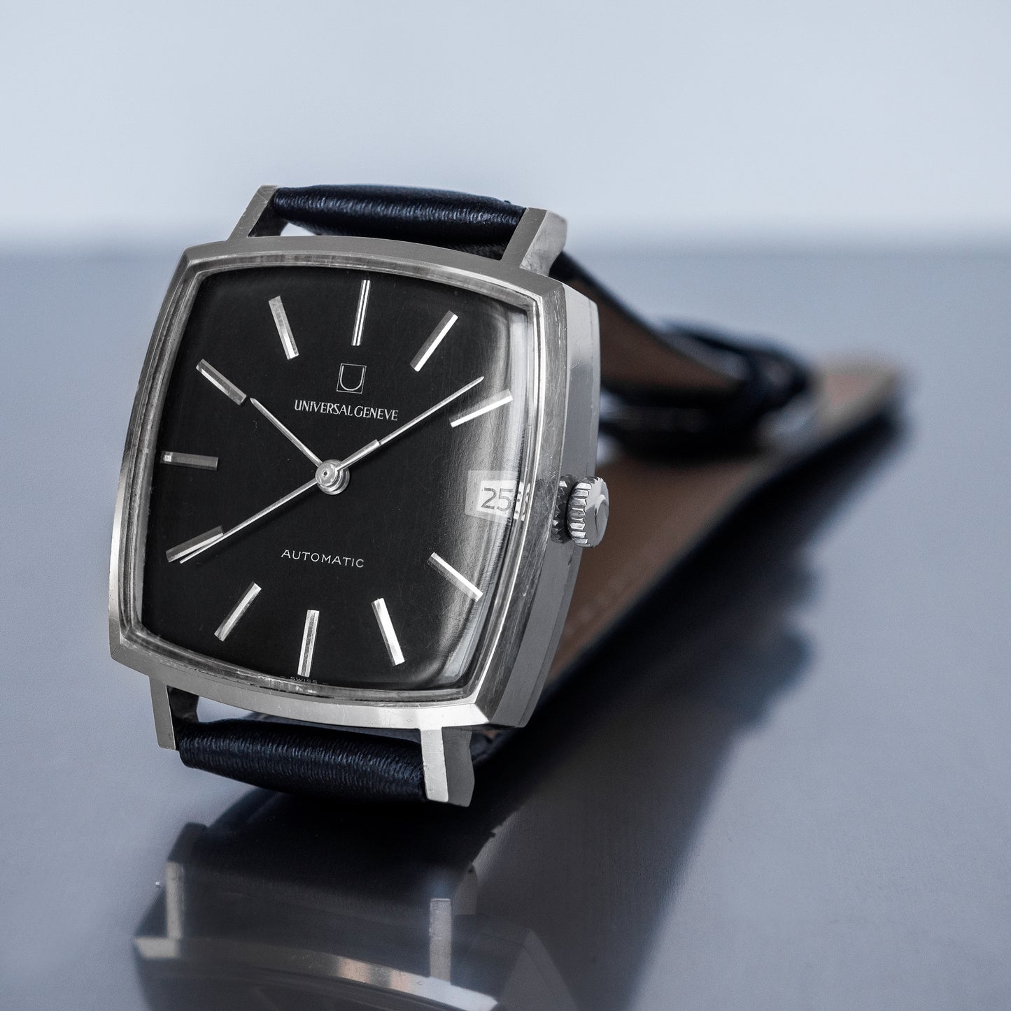 No. 560 / Universal Genève Automatic - 1971