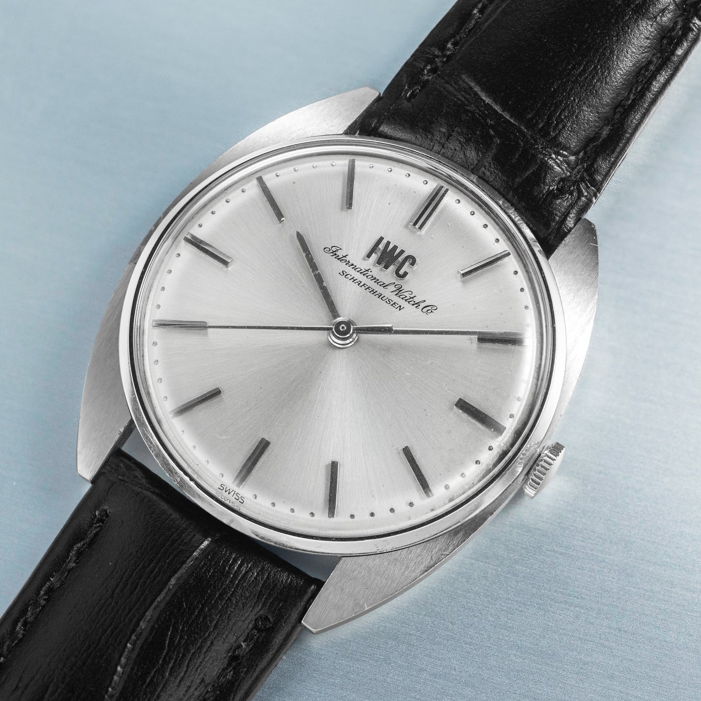 No. 562 / IWC Manual (Serviced) - 1971