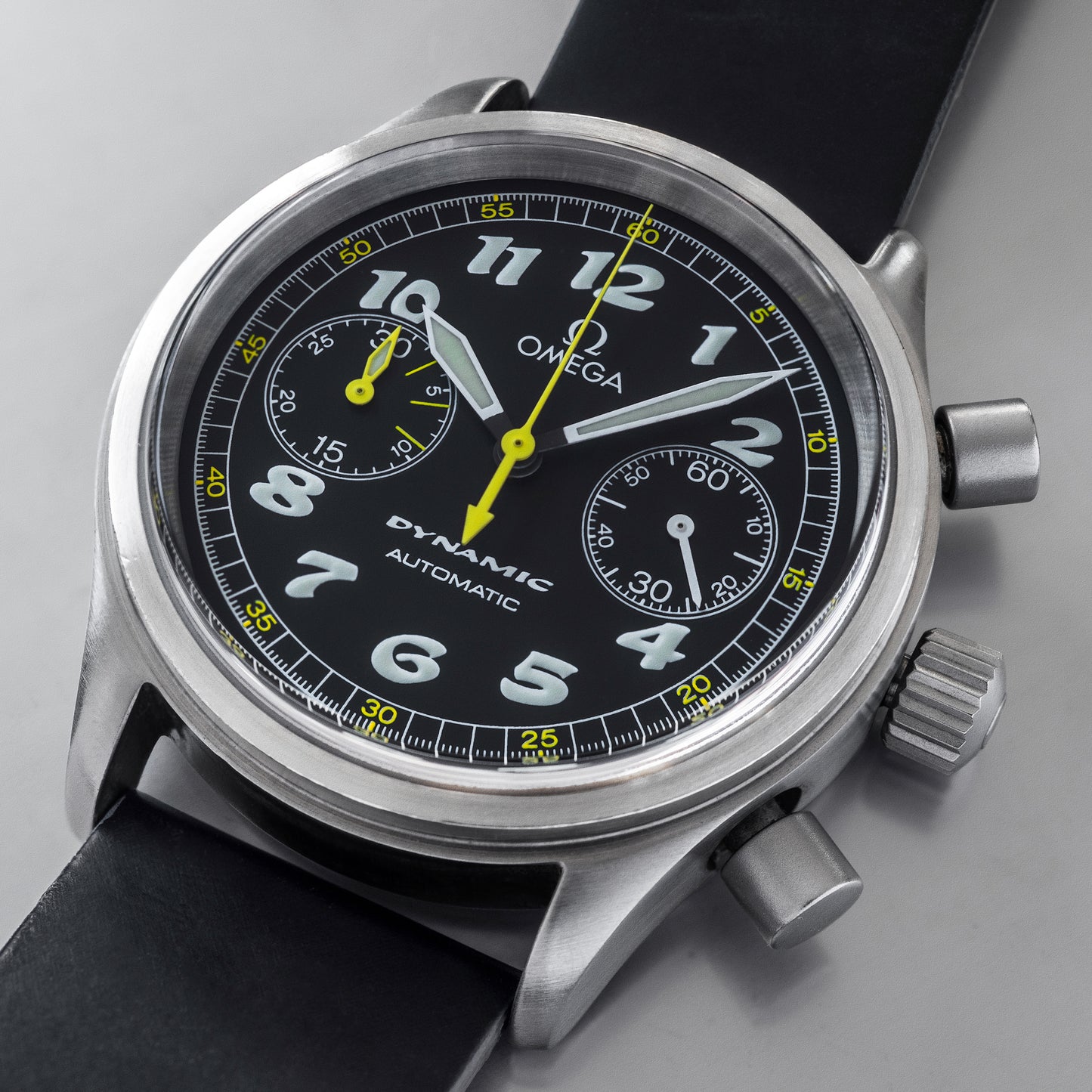 No. 565 / Omega Dynamic Chronograph - 1997