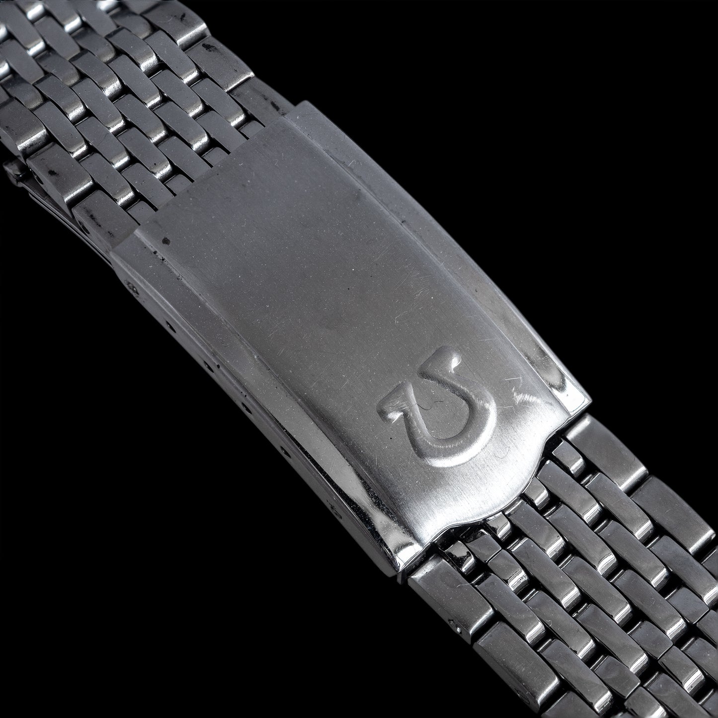 No. b5785 / Omega 18mm Mesh Bracelet - 1960s