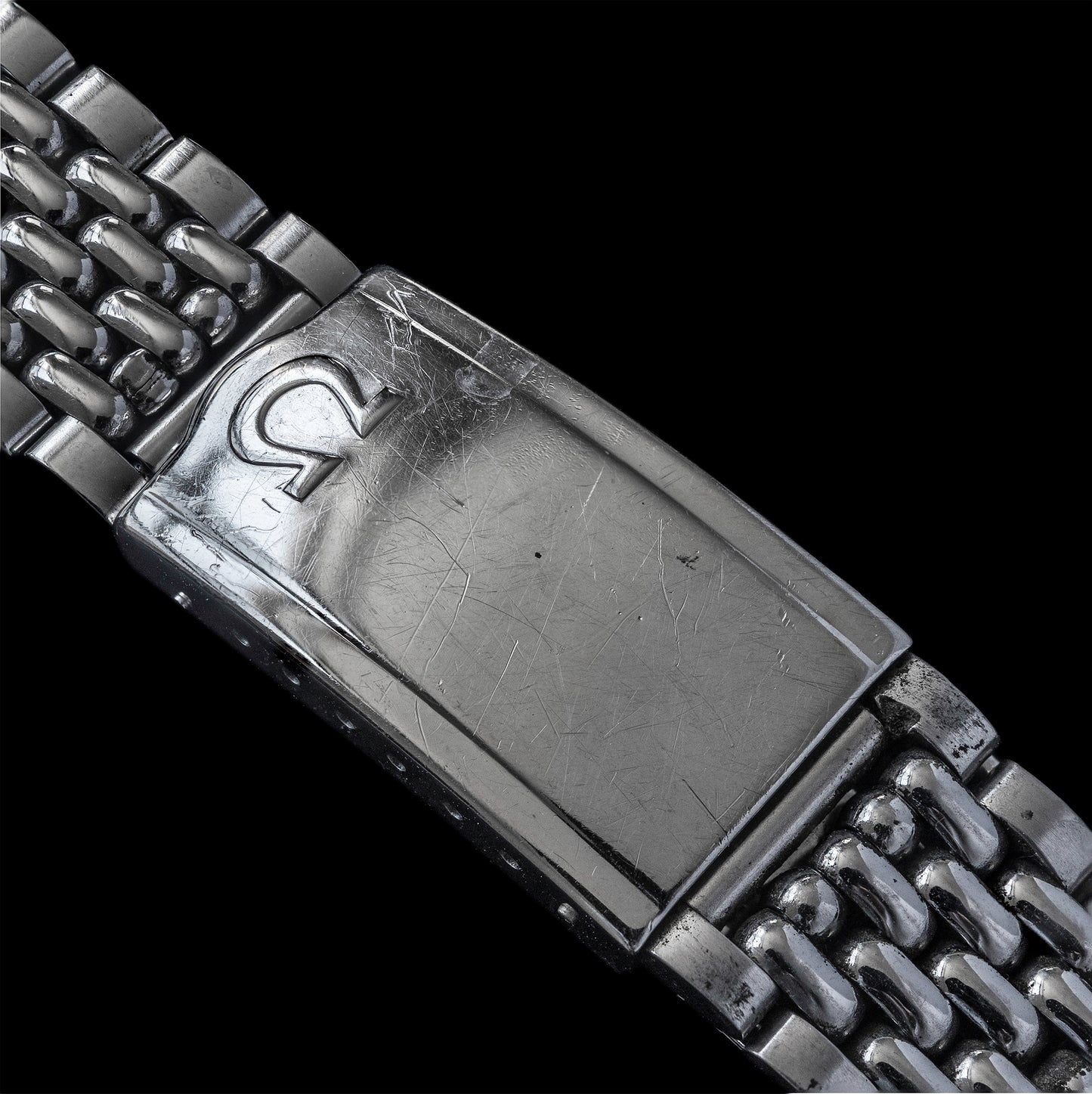 No. b6095 / Omega 18mm Rice Grain Bracelet - 1960s