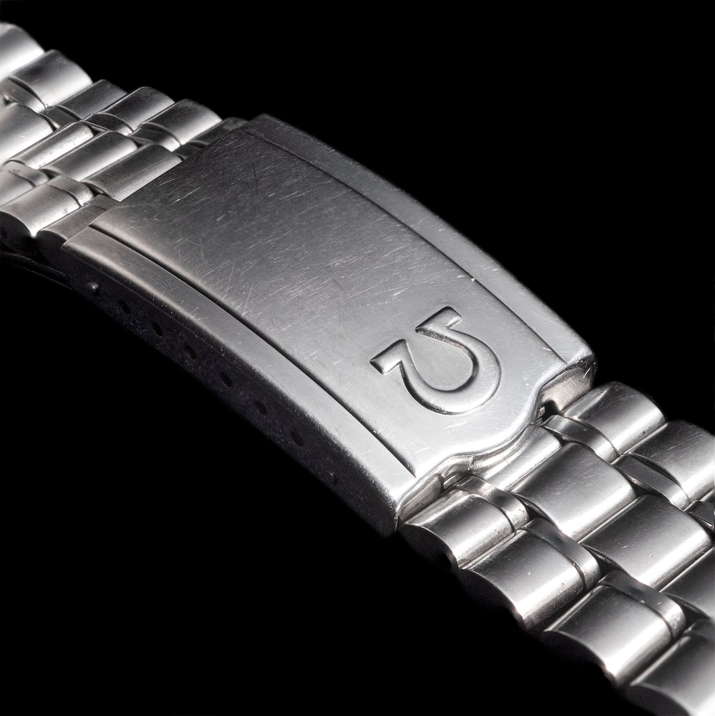 No. b6235 / Omega 19mm Bracelet - 1960s