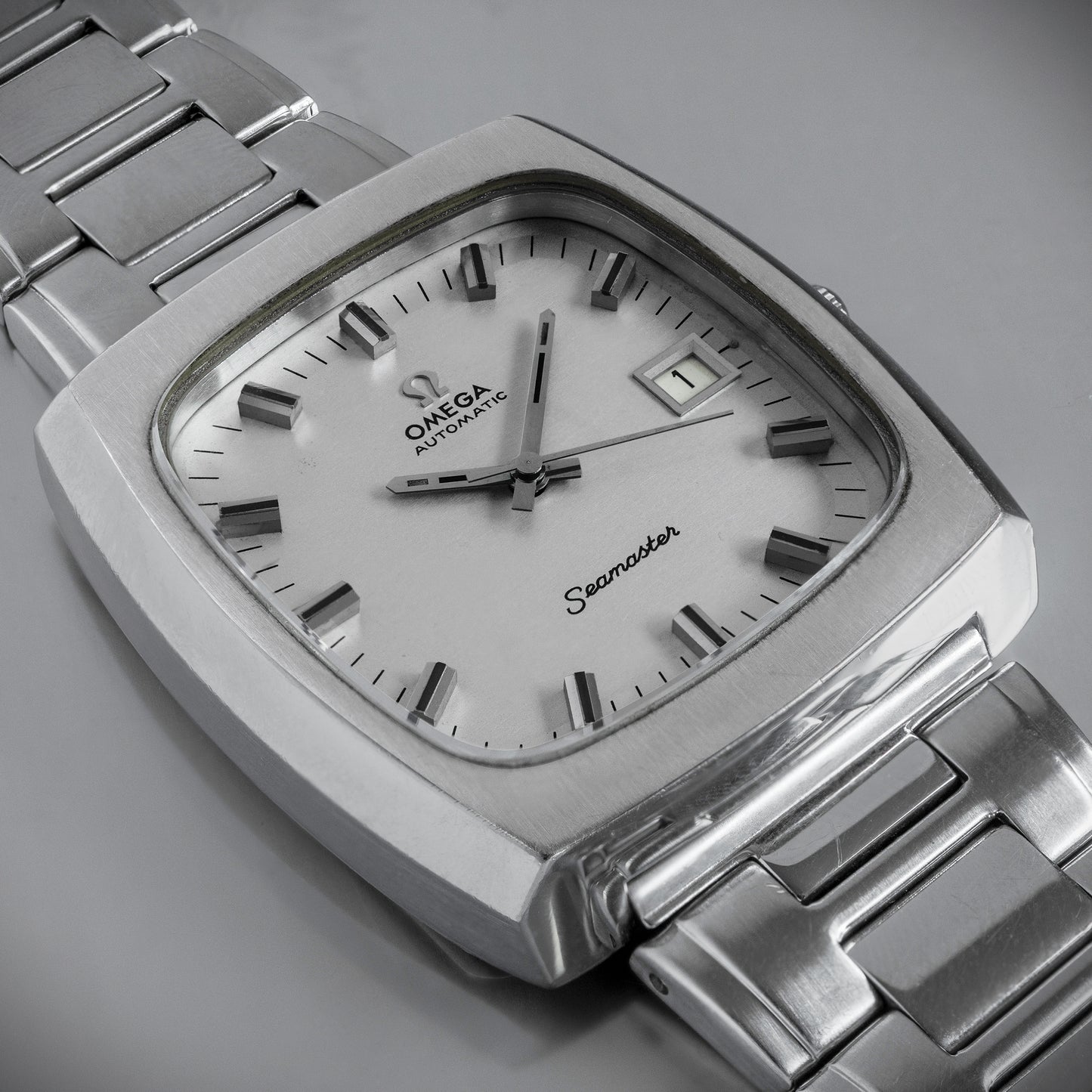 No. 624 / Omega Seamaster Big Sq. - 1975