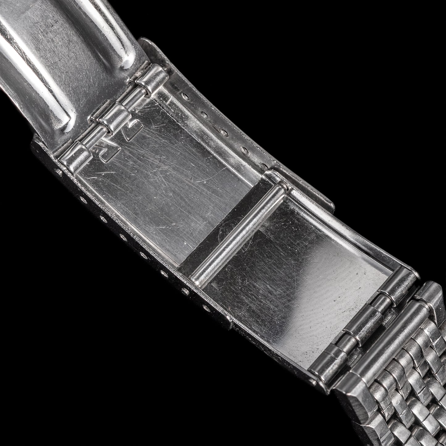 No. b6375 / Omega 20mm Bracelet - 1960s