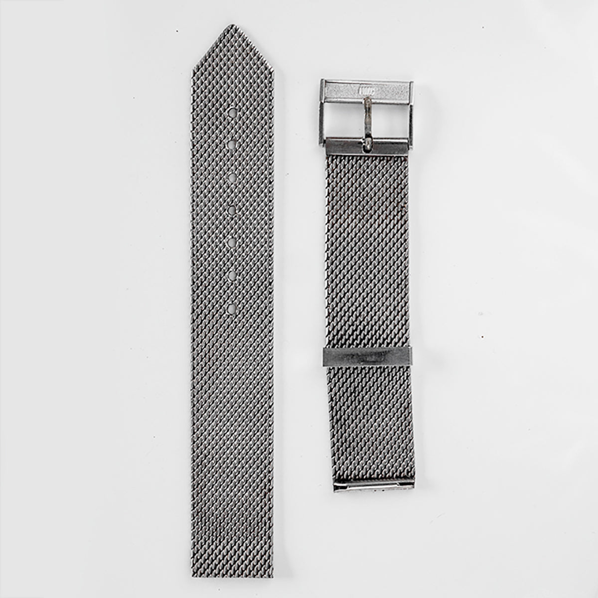 No. b645 / IWC 18mm Mesh Bracelet - 1970s