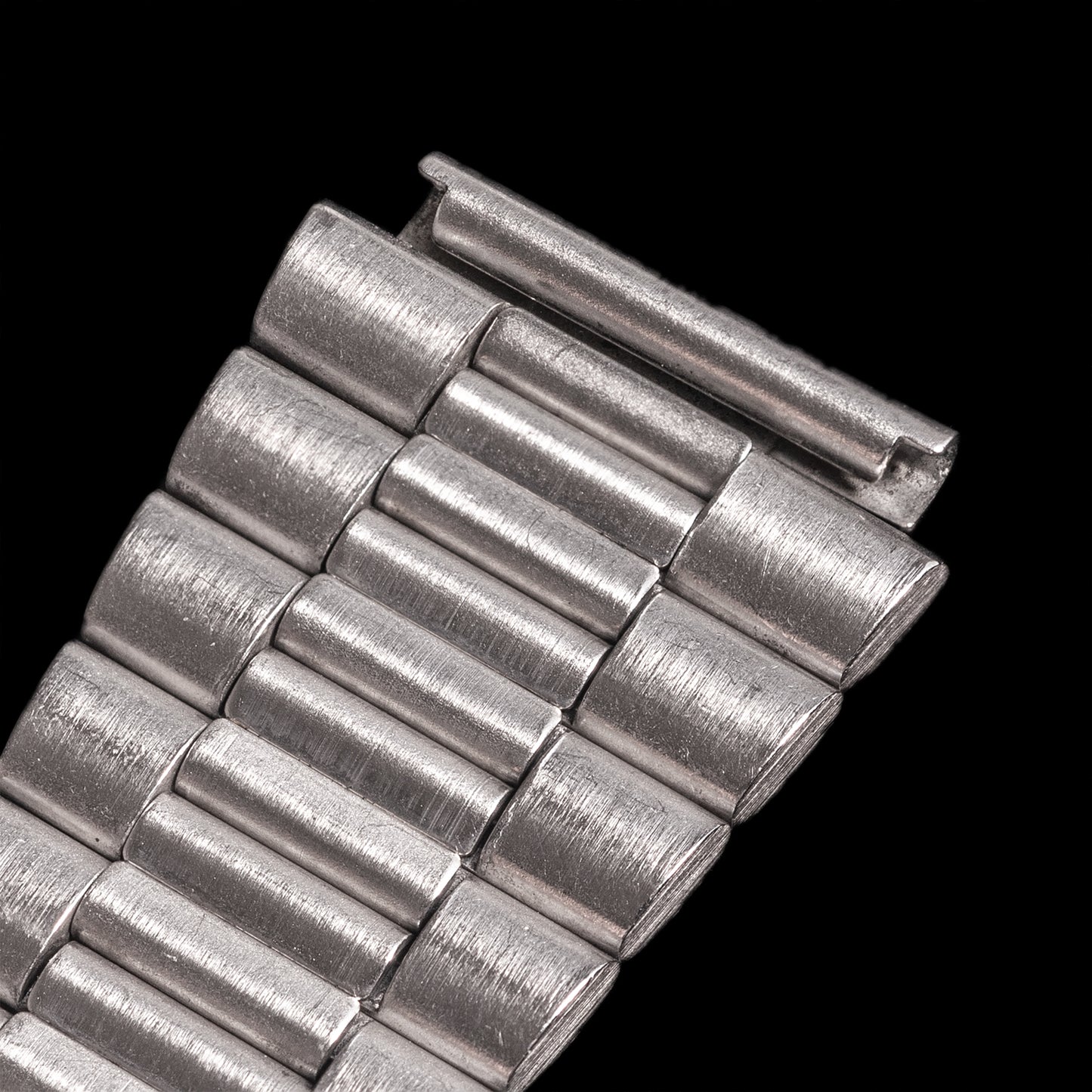 No. b6535 / Omega 20mm Bracelet - 1960s