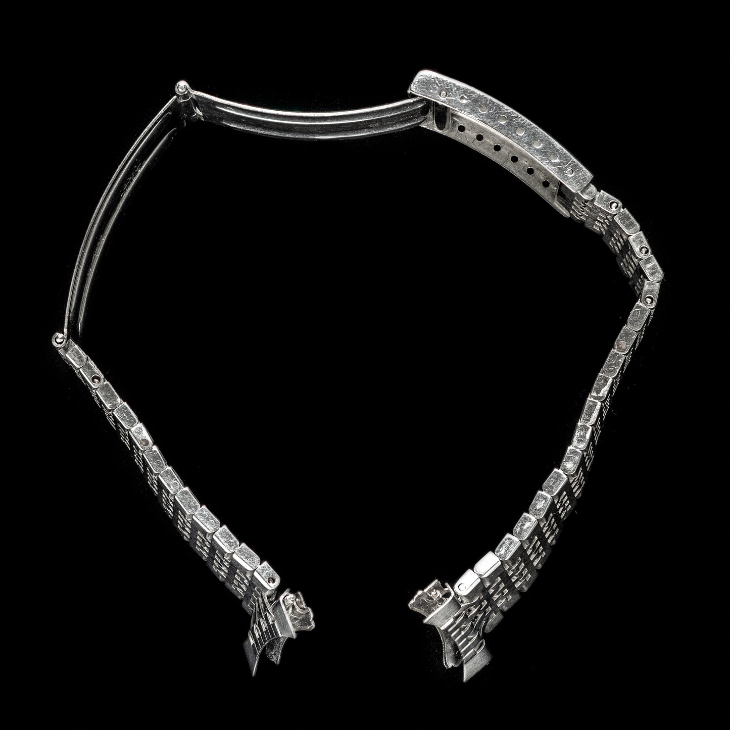 No. b6675 / Omega 18mm Bracelet - 1960s