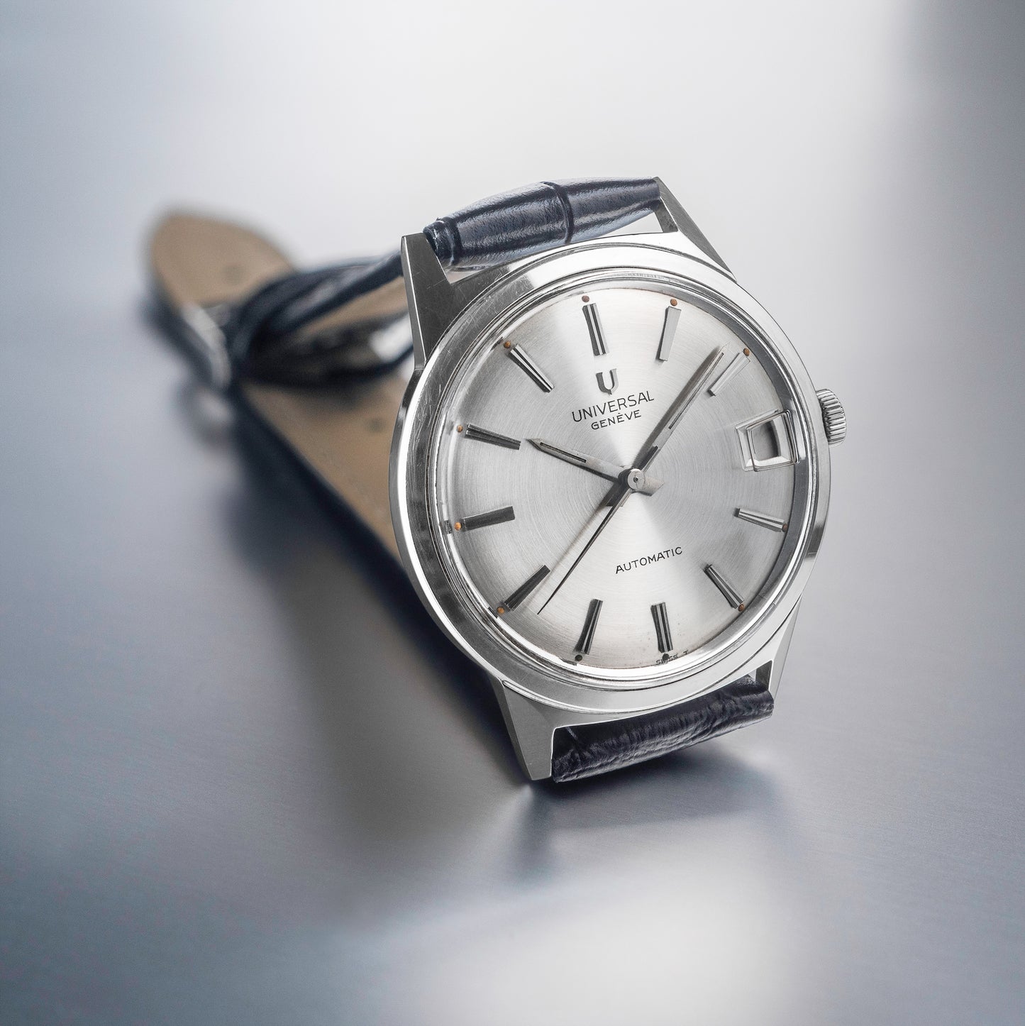 No. 674 / Universal Genève Automatic - 1966